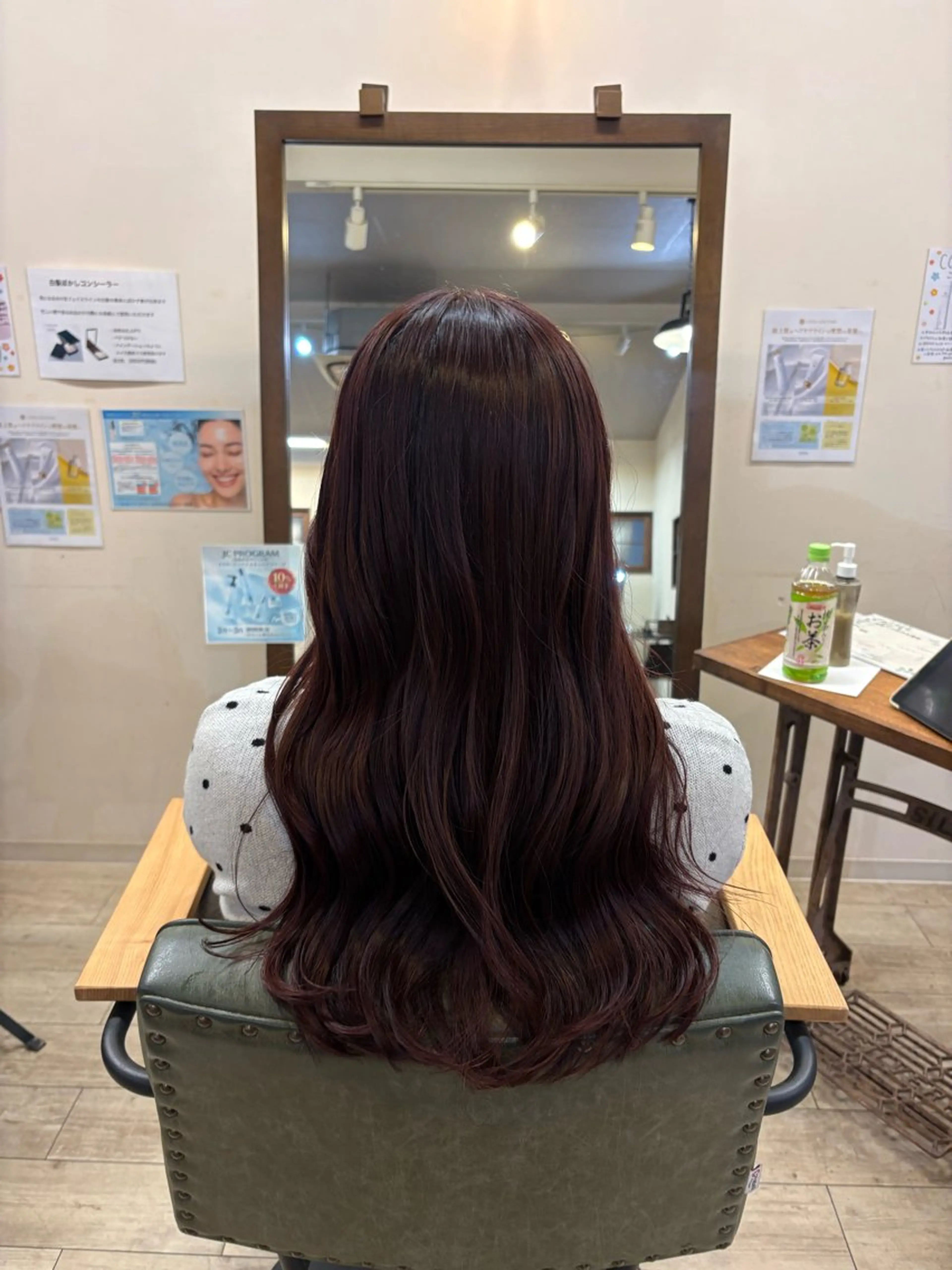 カラー reche MAIのヘアスタイル