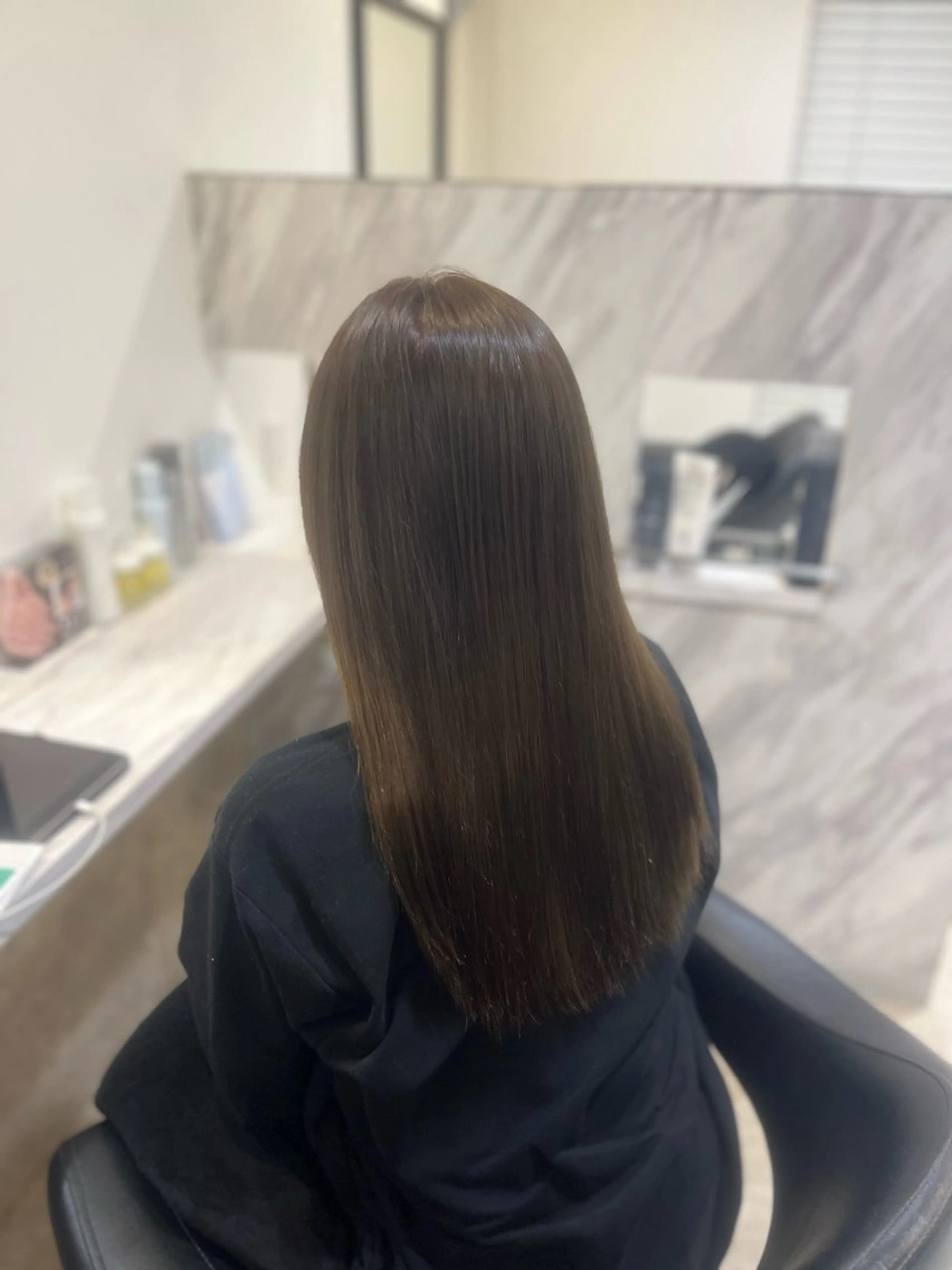 ロング カラー ヘアカラー 山内 心春のヘアスタイル