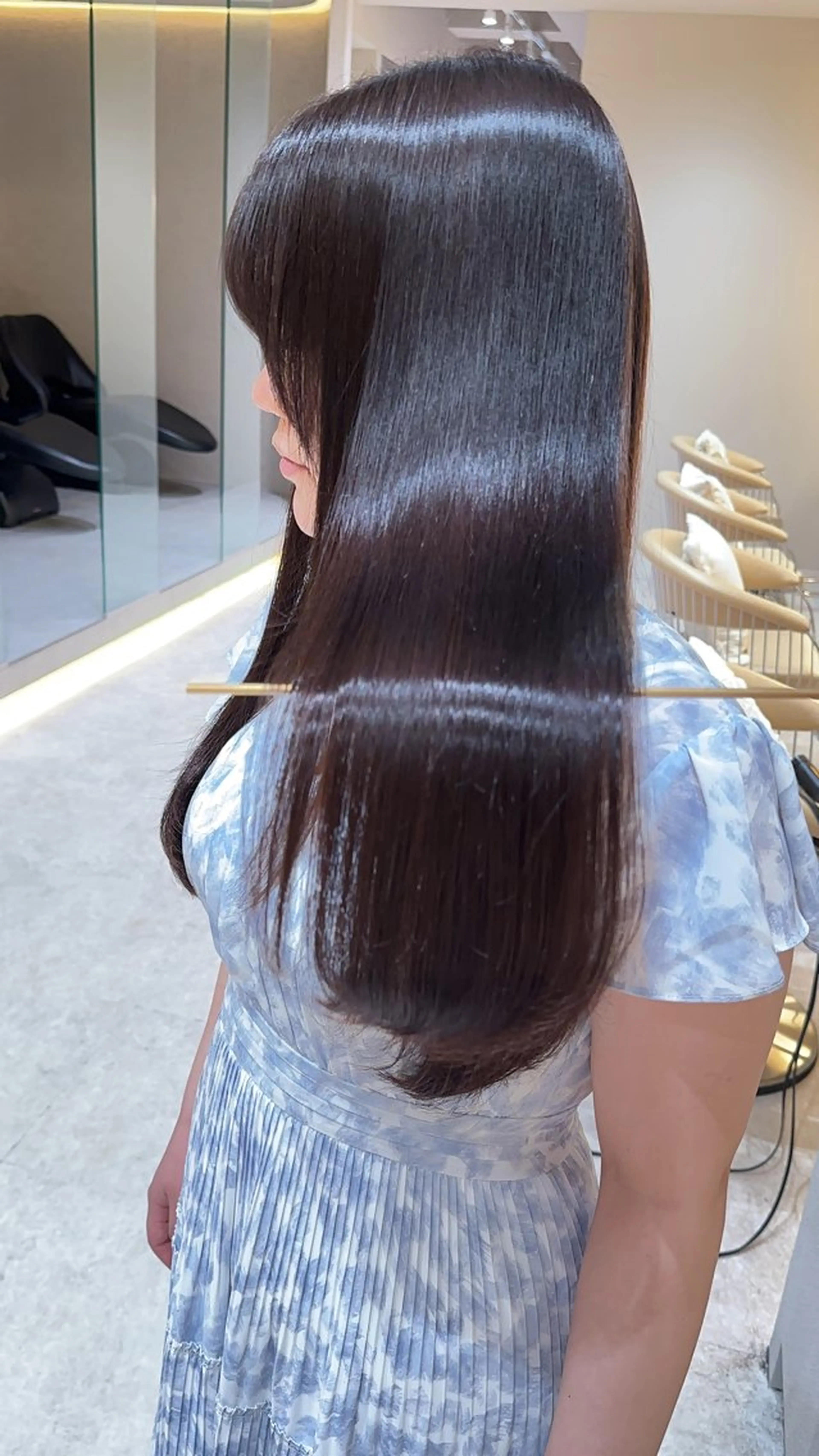 セミロング カット 縮毛矯正 レイヤー❣️縮毛矯 川村利幸のヘアスタイル