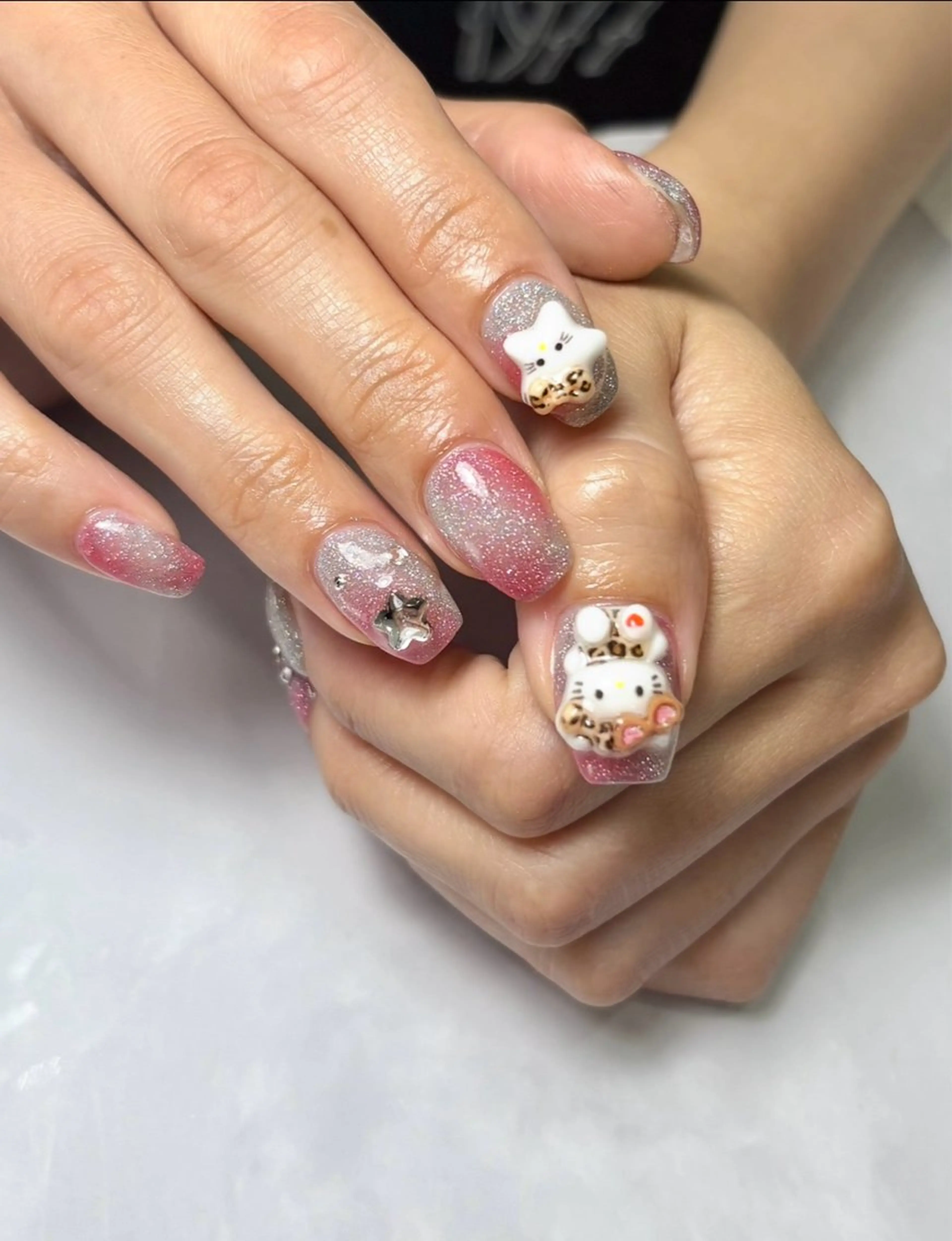 ネイル BLESS所属・BLESS momoのネイルデザイン