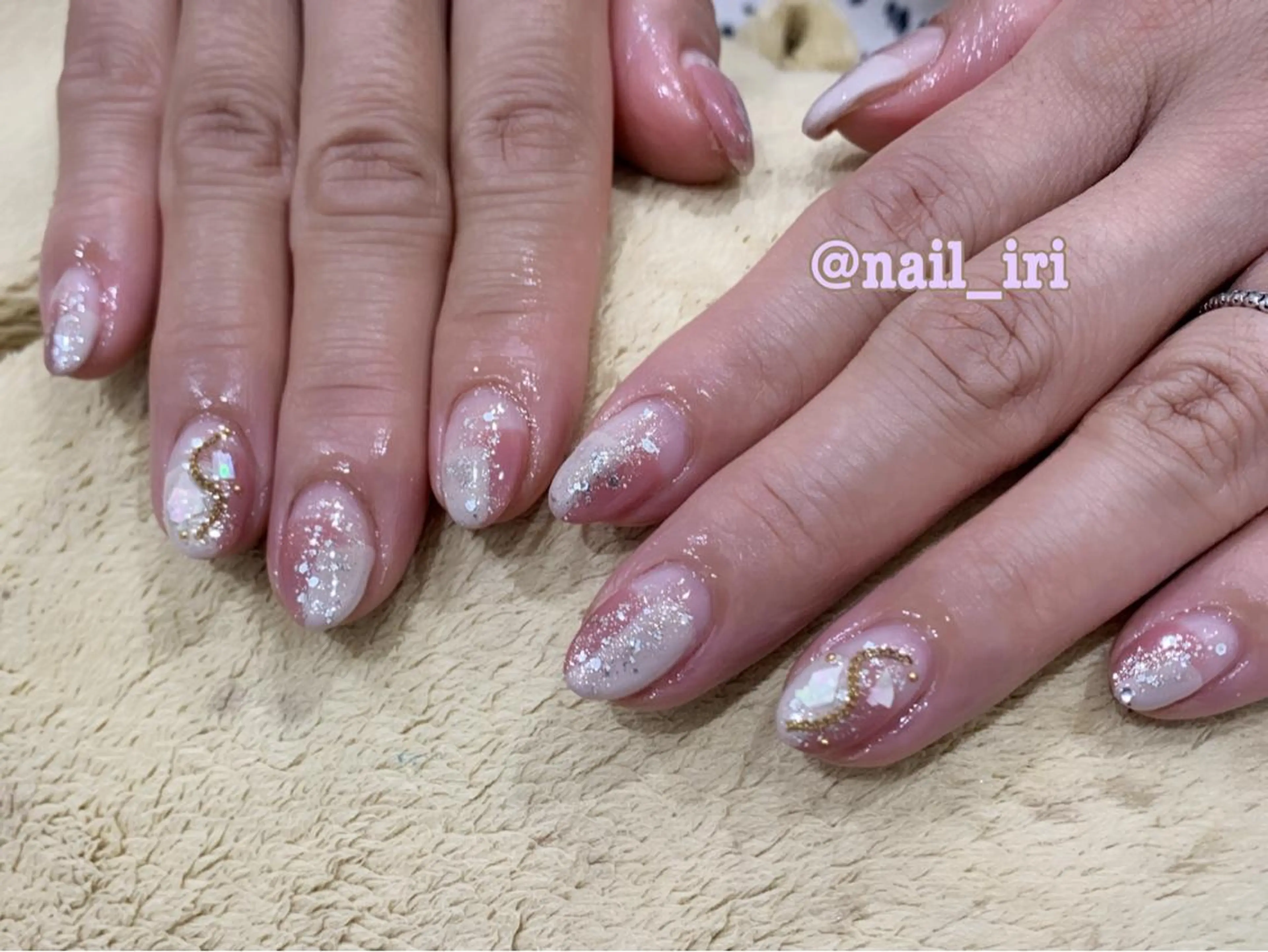 ネイル ハンドネイル 中川 愛理のネイルデザイン