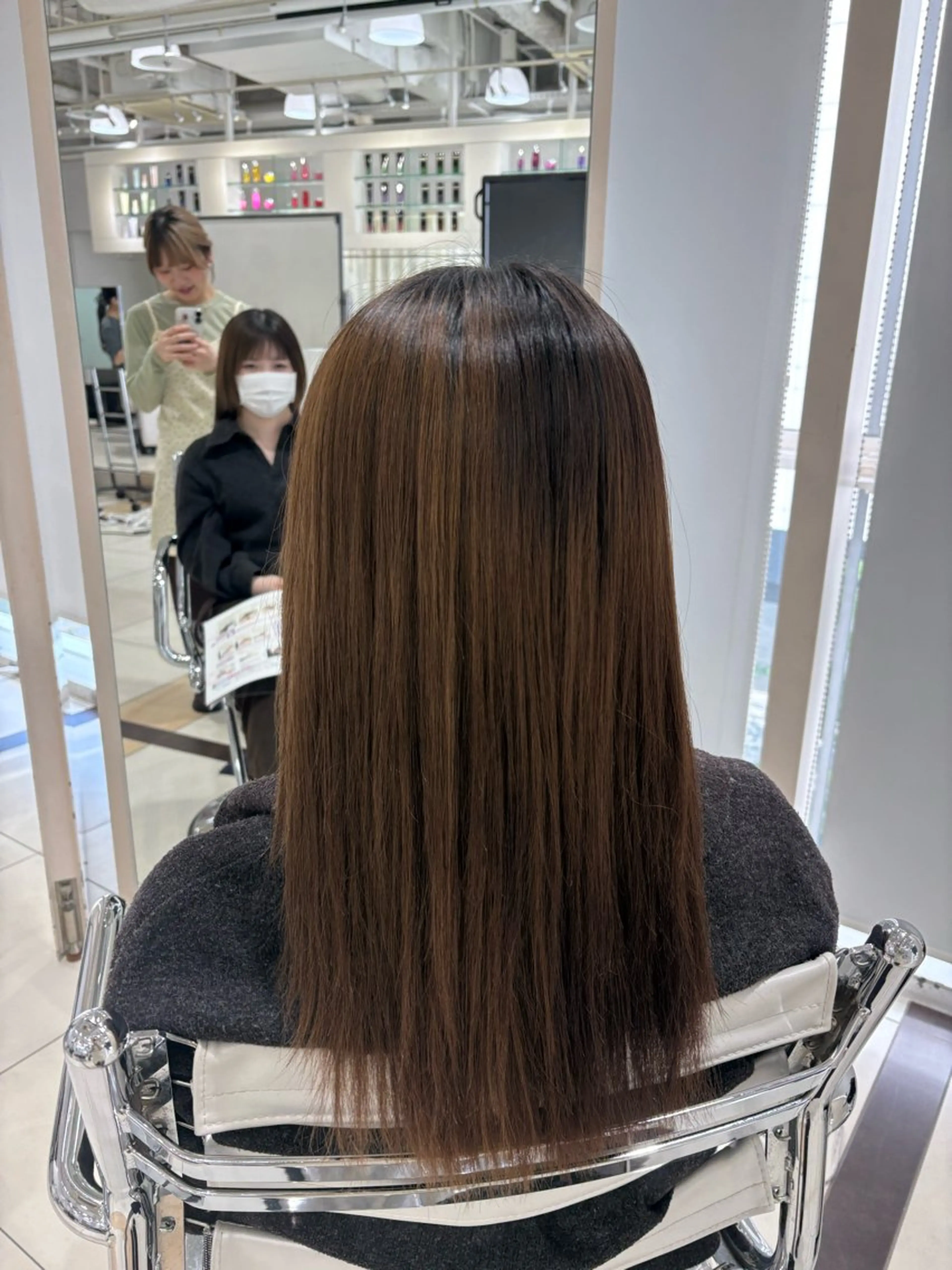 トリートメント 佐藤 文音のヘアスタイル