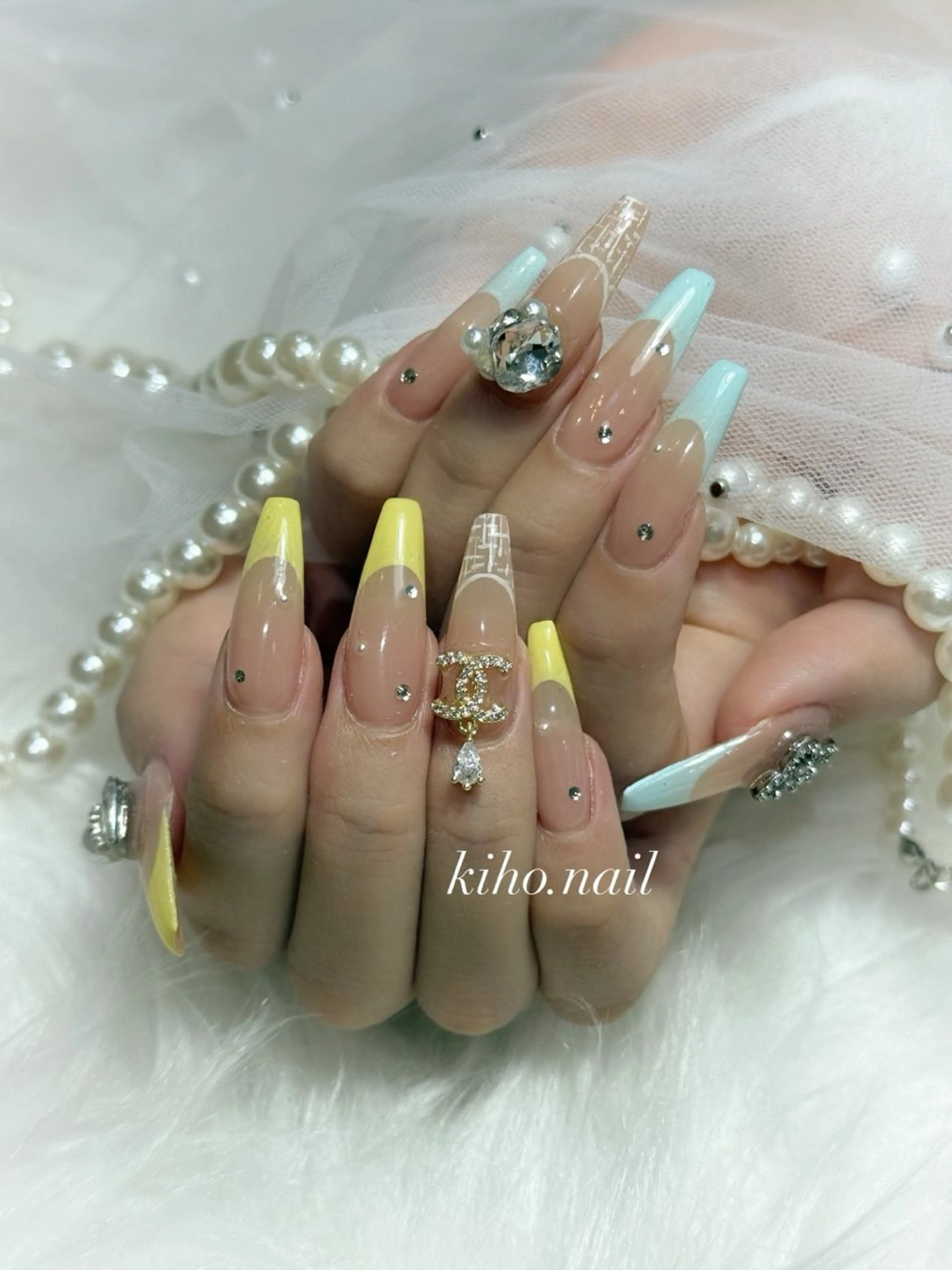 ネイル ハンドネイル KIHO 【週一深夜ネイル】のネイルデザイン