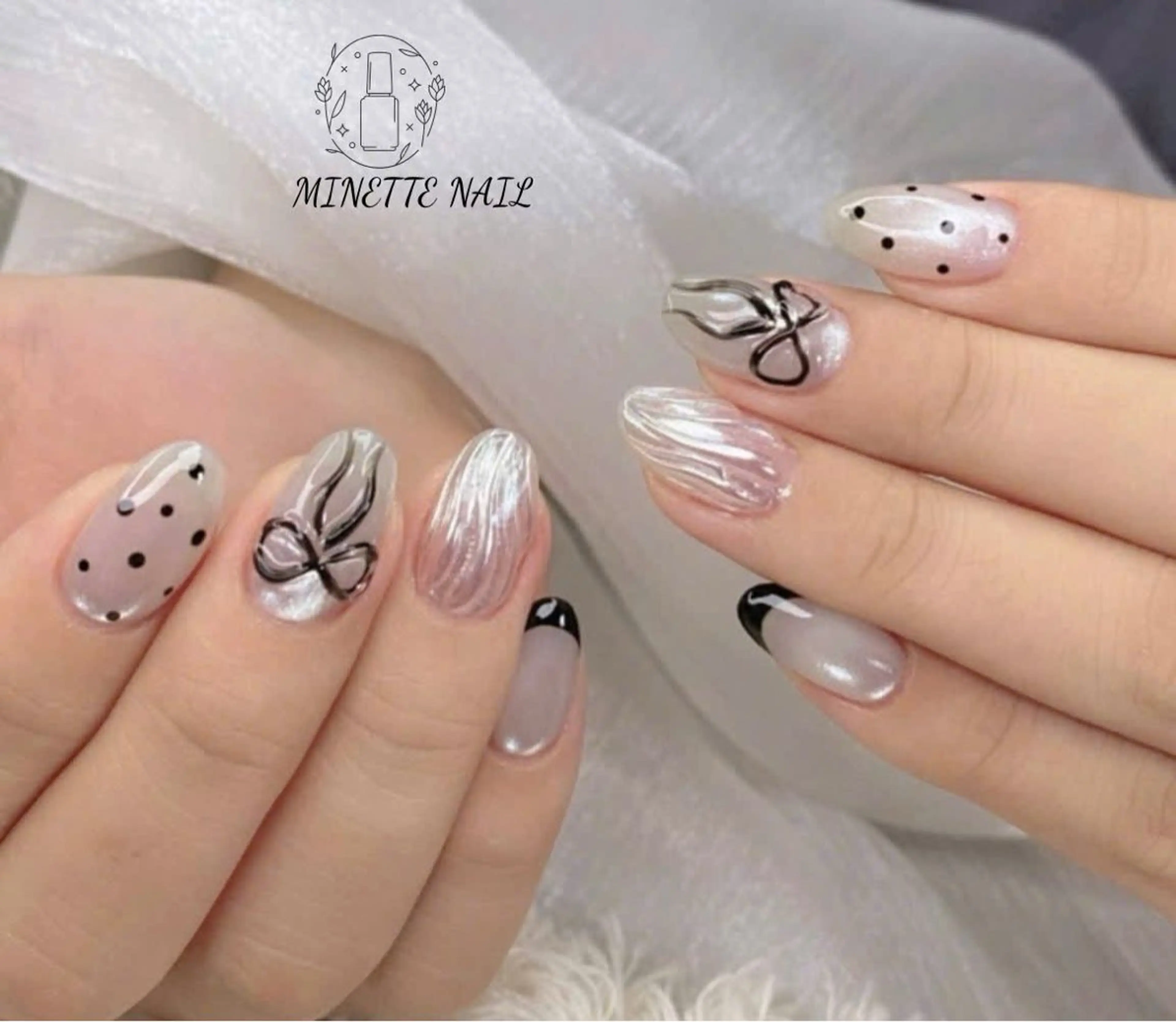ネイル フレンチネイル ジェルネイル マグネットネイル 持ち込み ニュアンスネイル Minette Nailのネイルデザイン