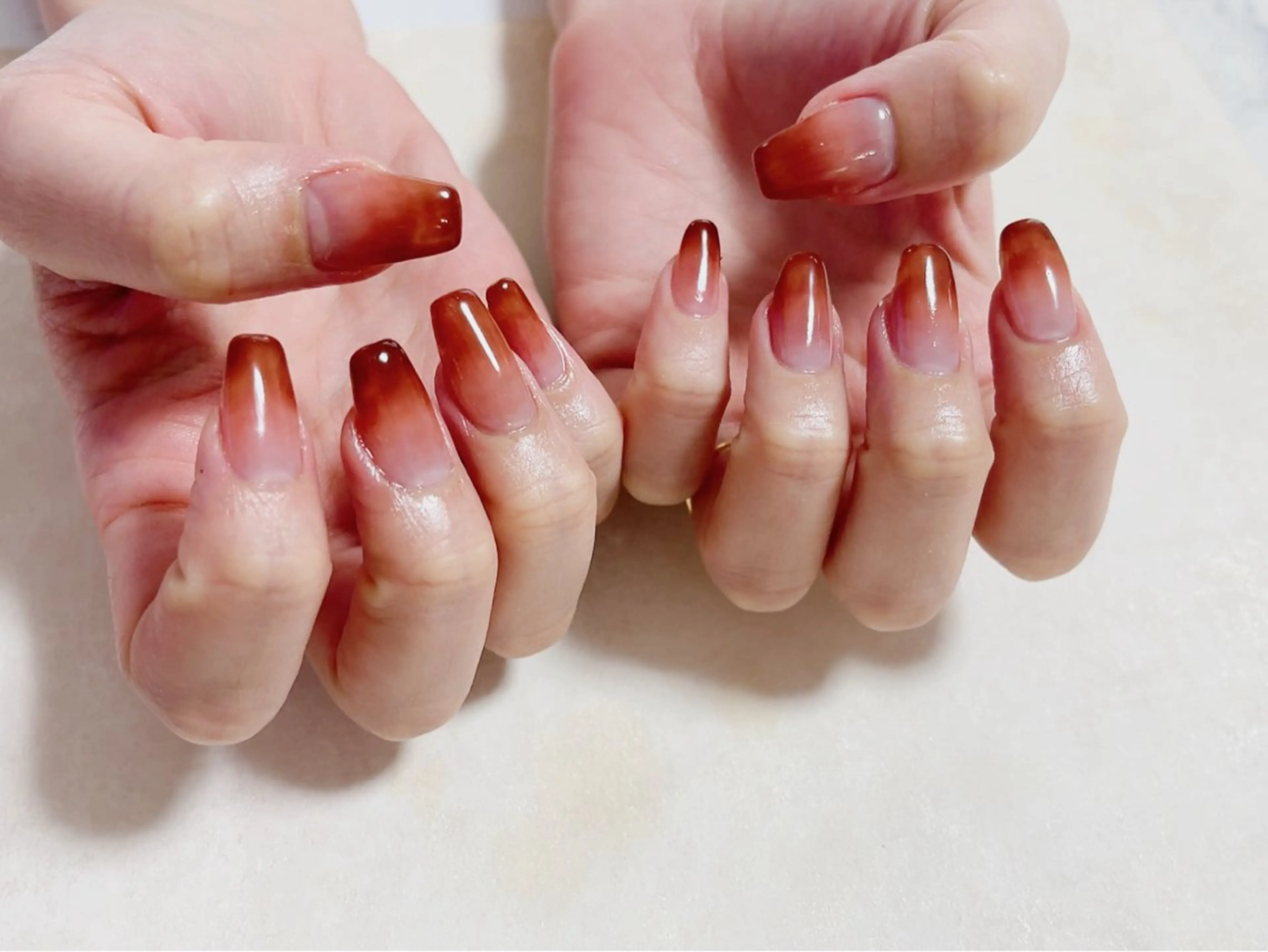 ネイル べっ甲ネイル フットネイル ジェルネイル グラデーション キラキラネイル kiki nail たまプラーザのネイルデザイン