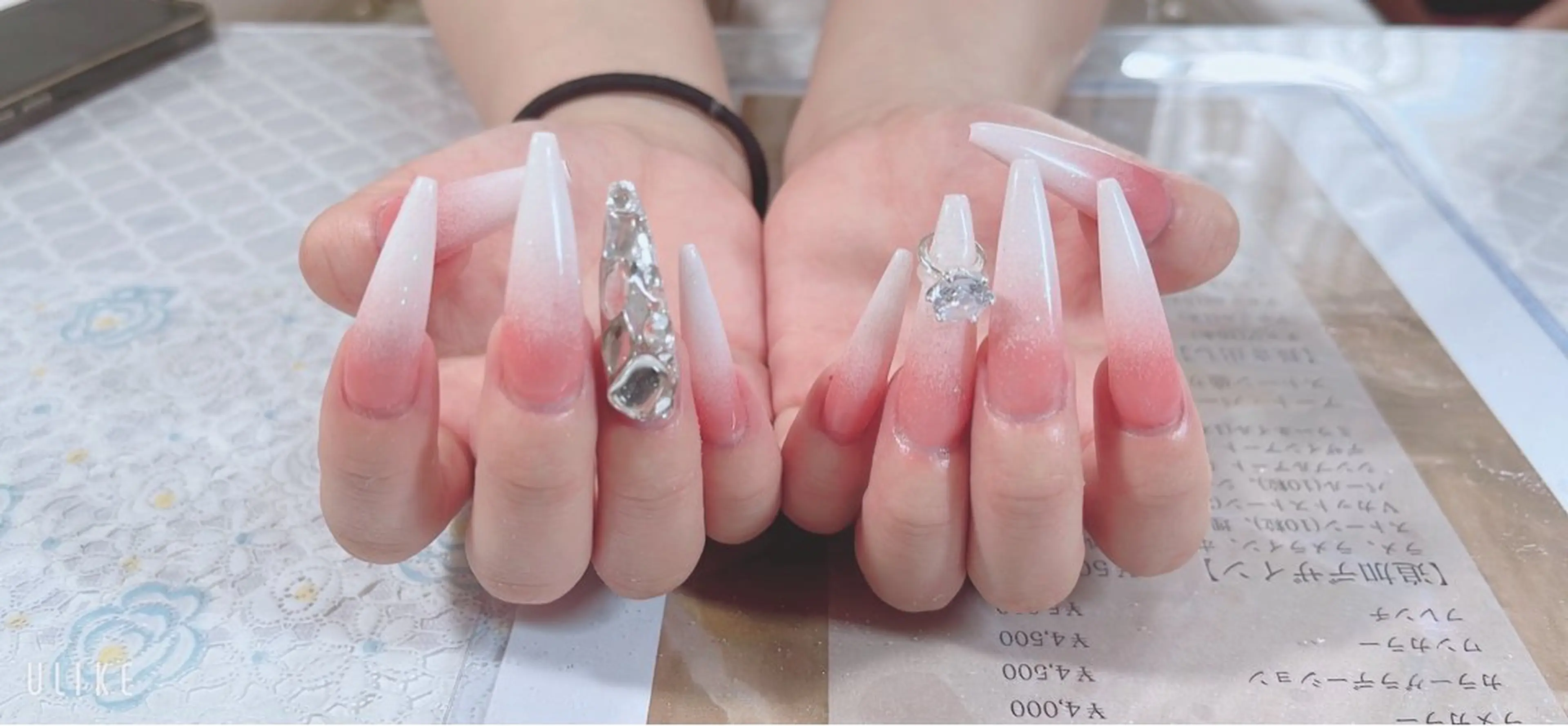 ネイル 島袋 plaisirのネイルデザイン