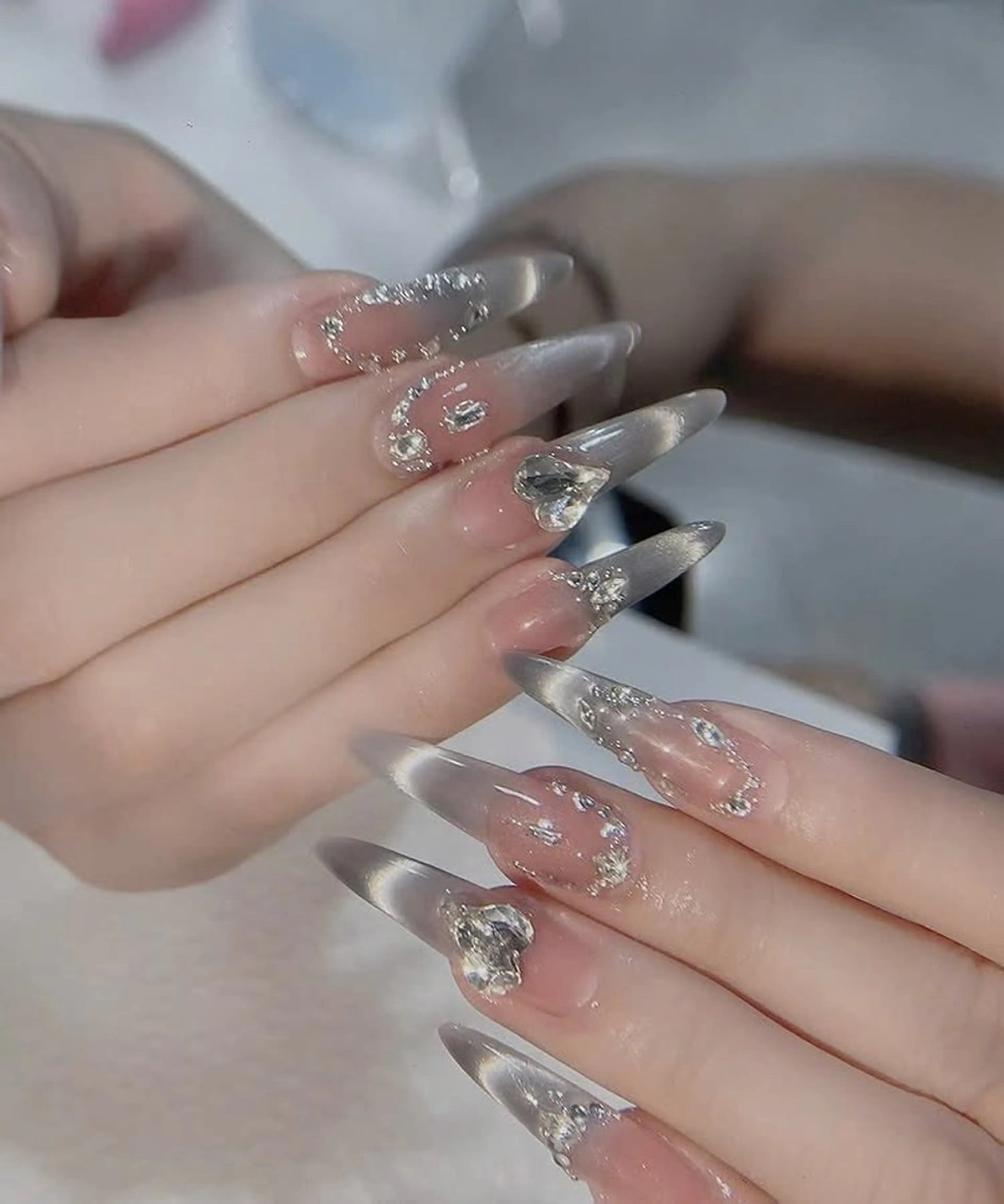 ネイル フレンチネイル グラデーション マグネットネイル ニュアンスネイル オフィスネイル ハンドネイル Squen Nail 【持ち込みOK】のネイルデザイン