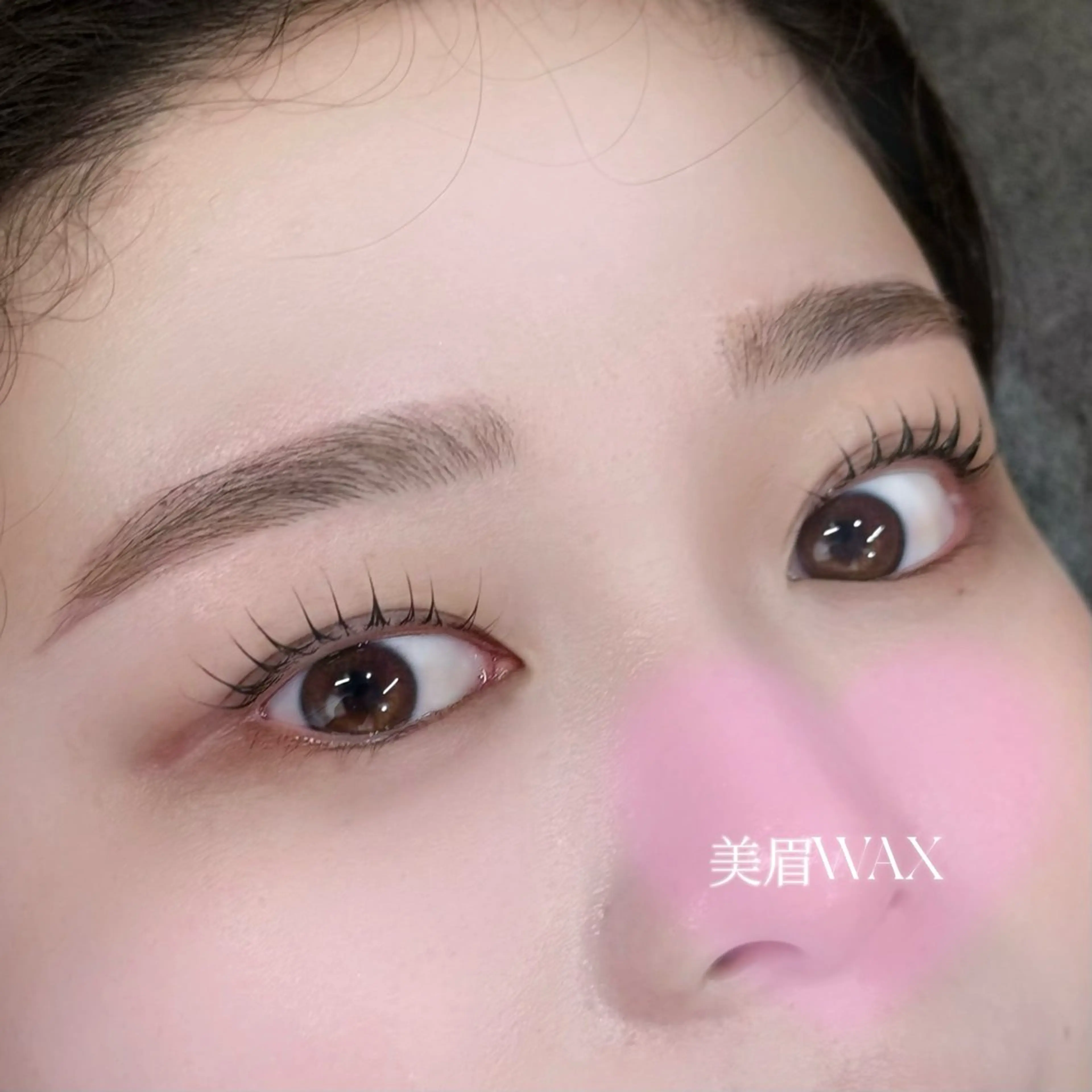 アイブロウwaxの写真