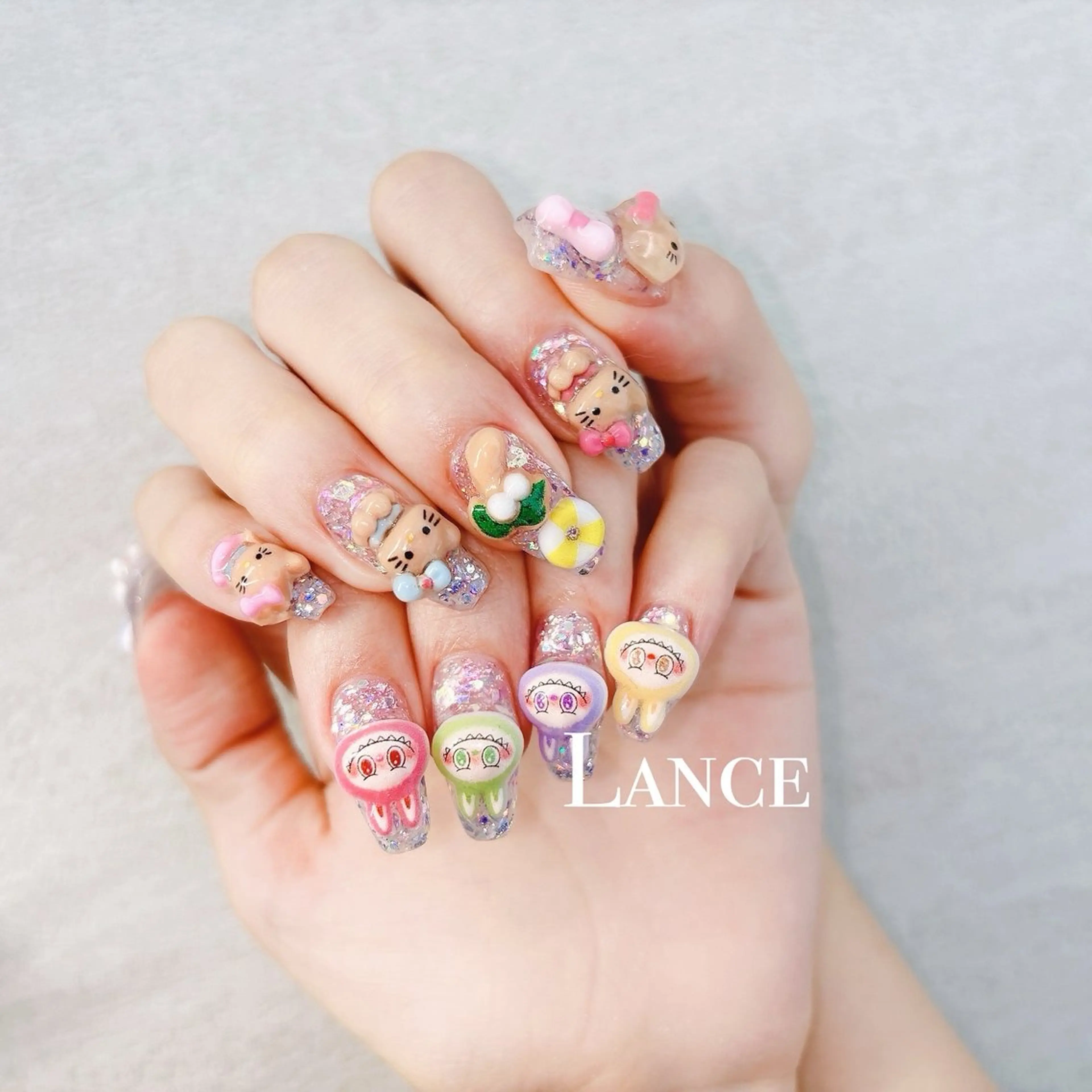 ネイル オーロラネイル ブルー フットネイル 氷ネイル・うるうるネイル キラキラネイル ハンドネイル Lance nailのネイルデザイン