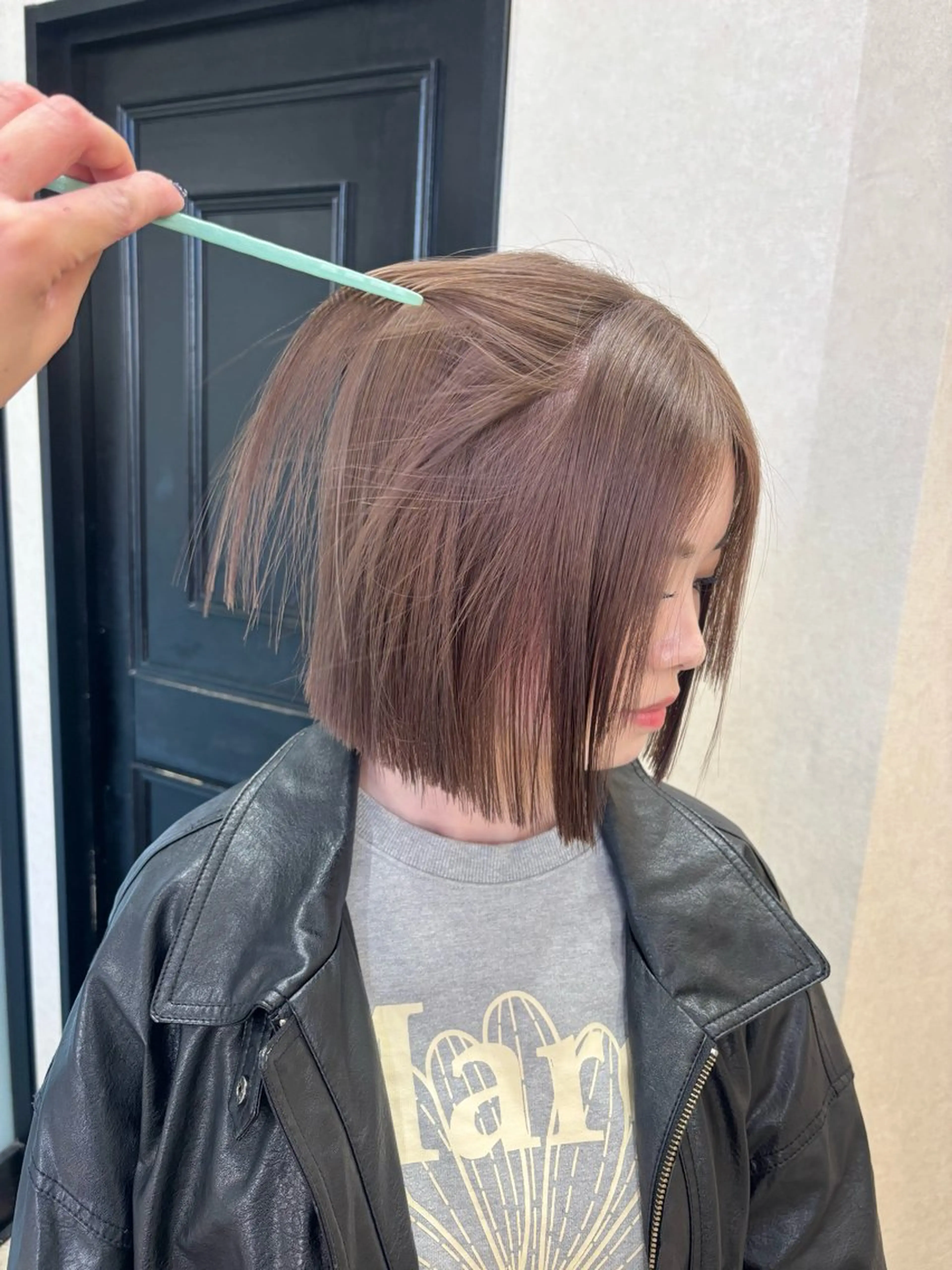 カラー MATTY azusaのヘアスタイル