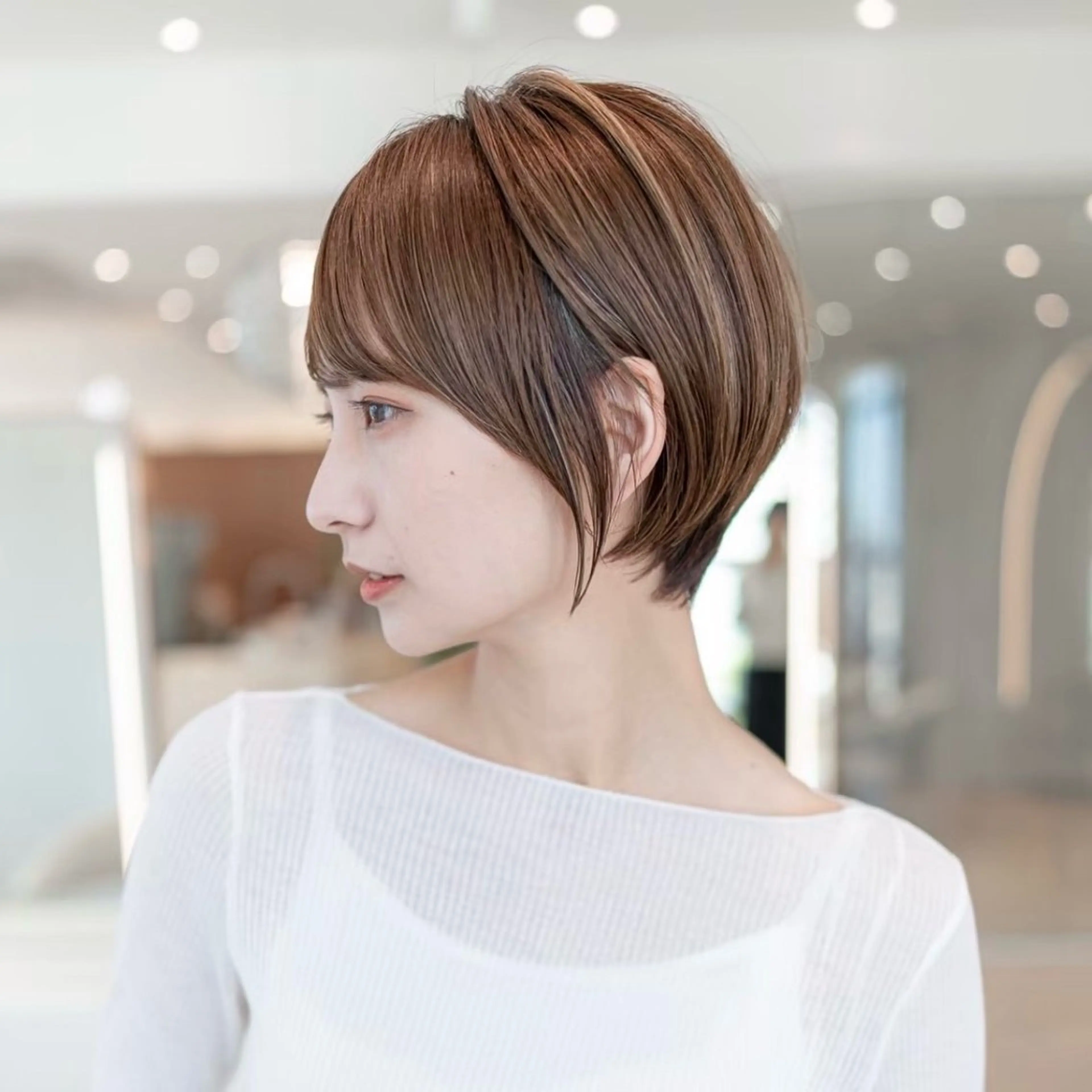 ショート カラー 切りっぱなしボブ ショートボブ 丸みショート ボブ 韓国風ヘア 田中航平/渋谷ボブ/ レイヤーボブのヘアスタイル