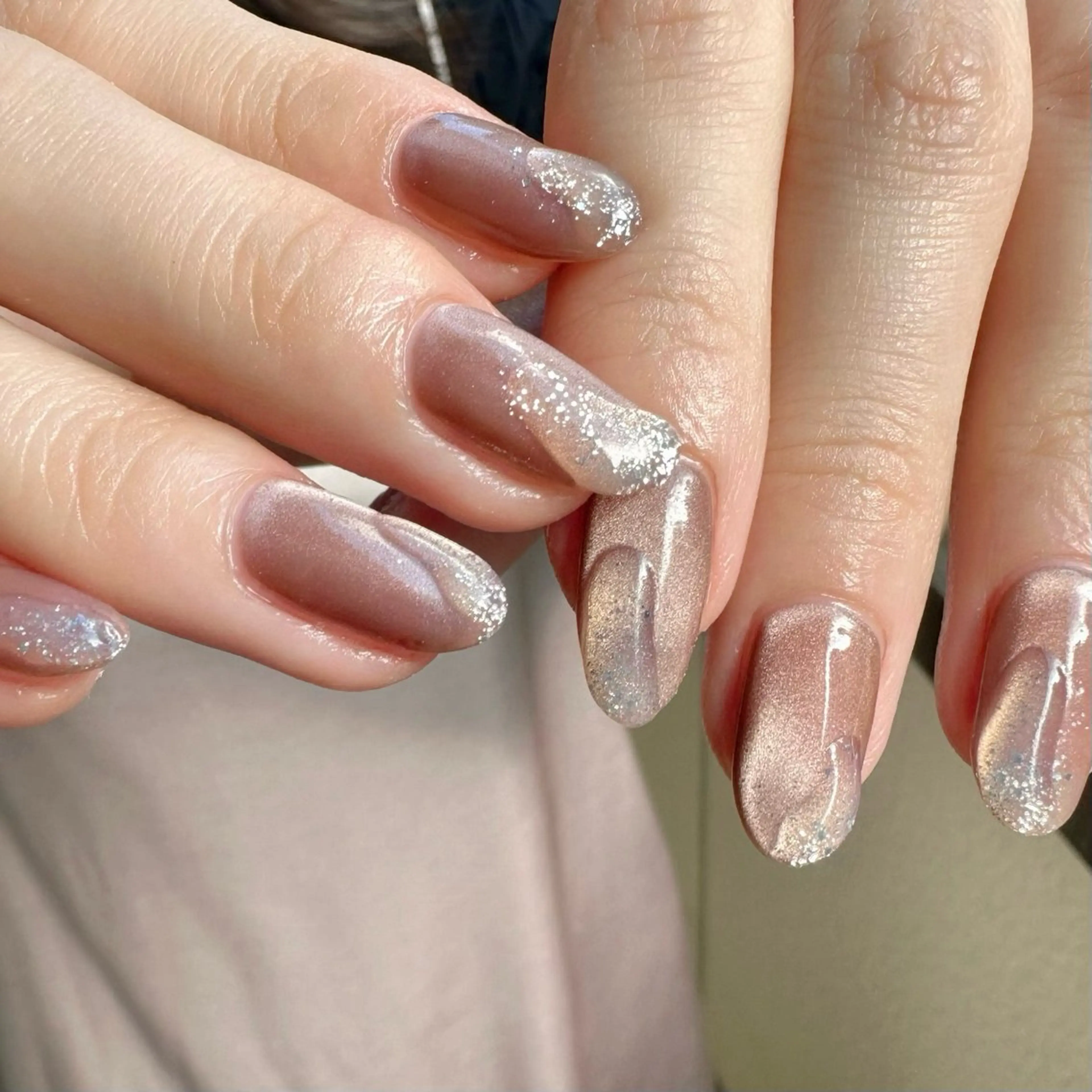 ネイル ブラウン 氷ネイル・うるうるネイル 韓国ネイル ラメ(グリッター) ニュアンスネイル 🪞KAPE NAIL 🪞のネイルデザイン