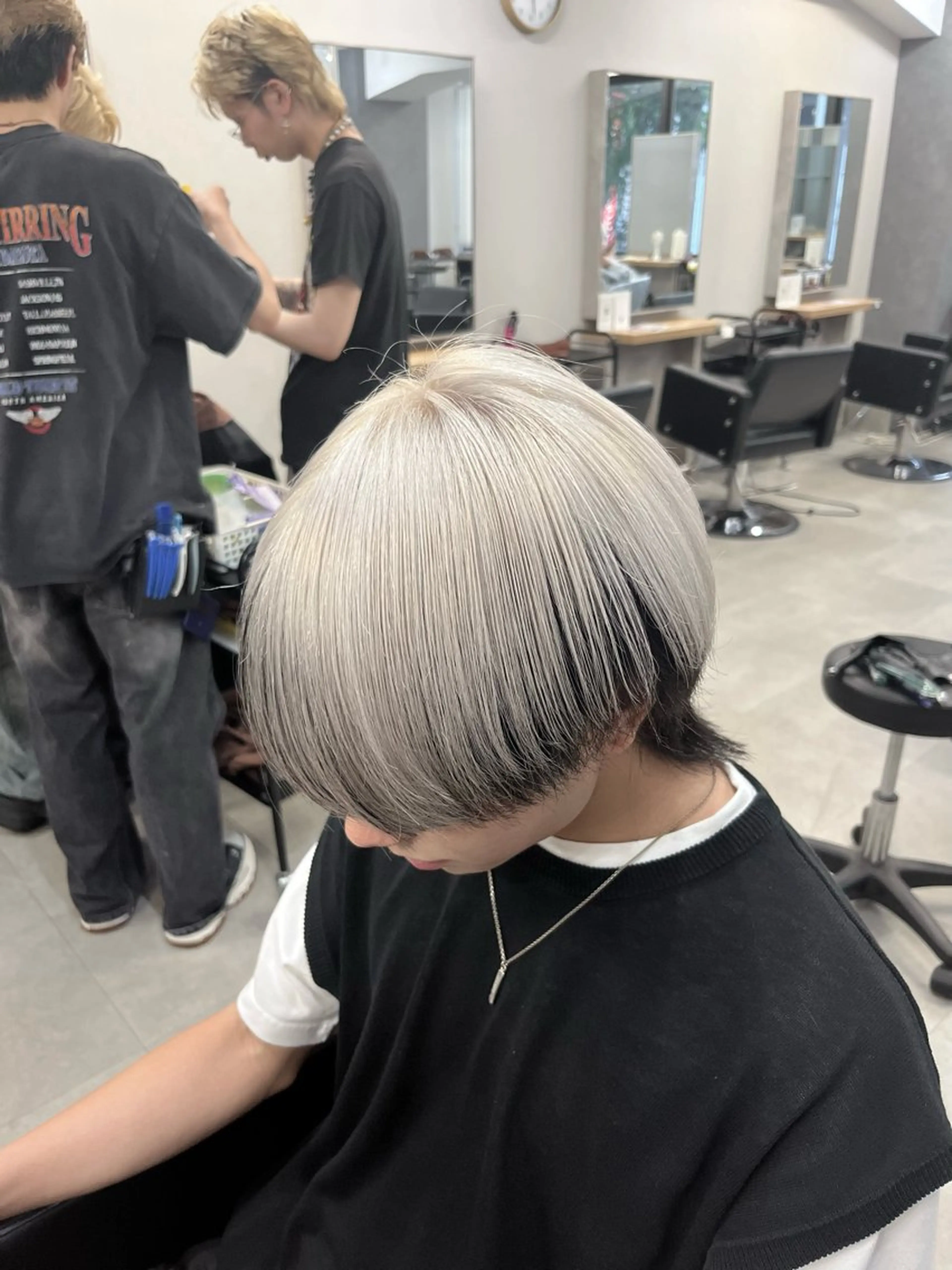 ミディアム カマタ ハルキのヘアスタイル