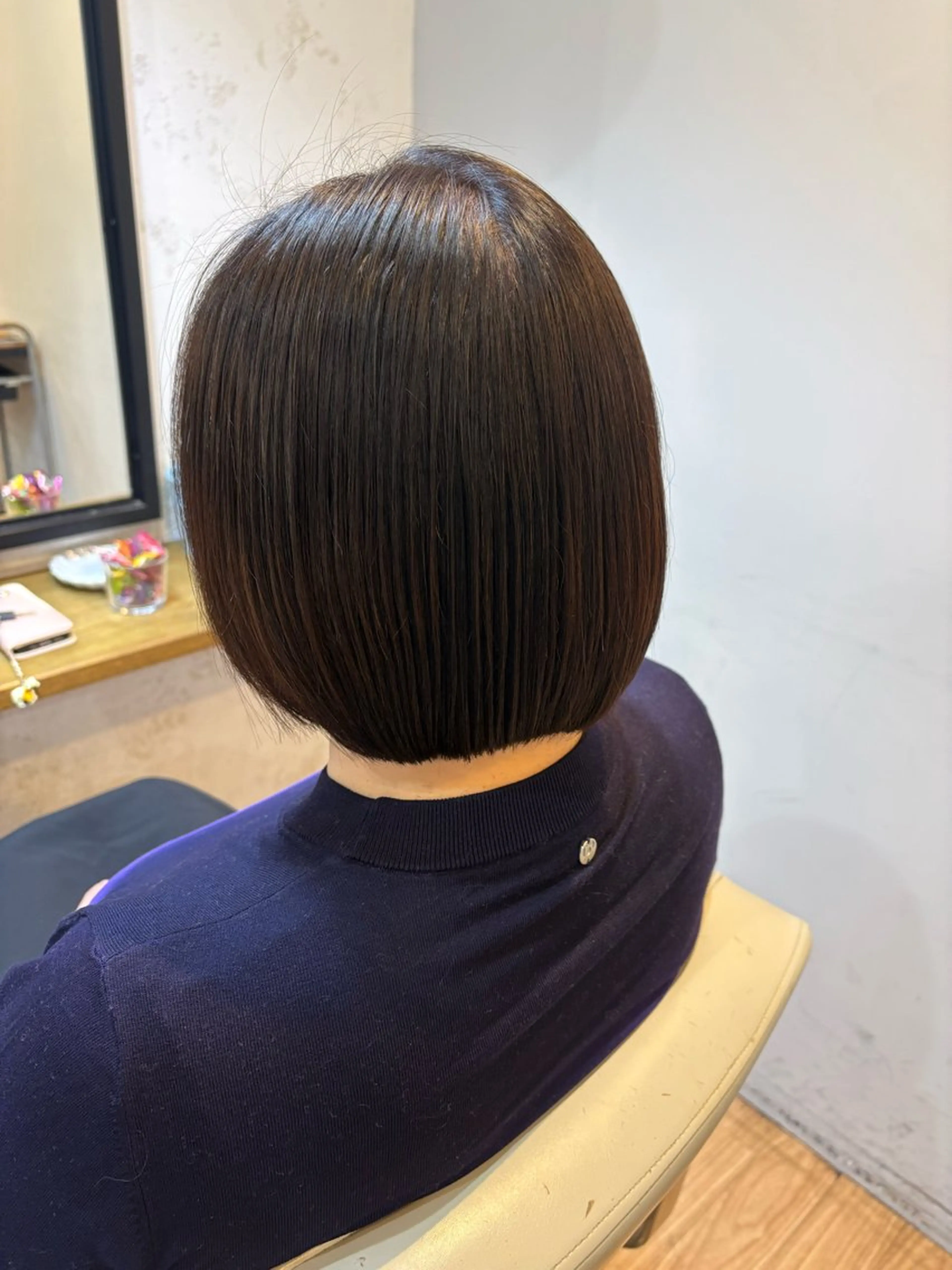 ミディアム カット ヘアカラー 縮毛矯正 トリートメント 韓国ヘアー🇰🇷 MIWAのヘアスタイル