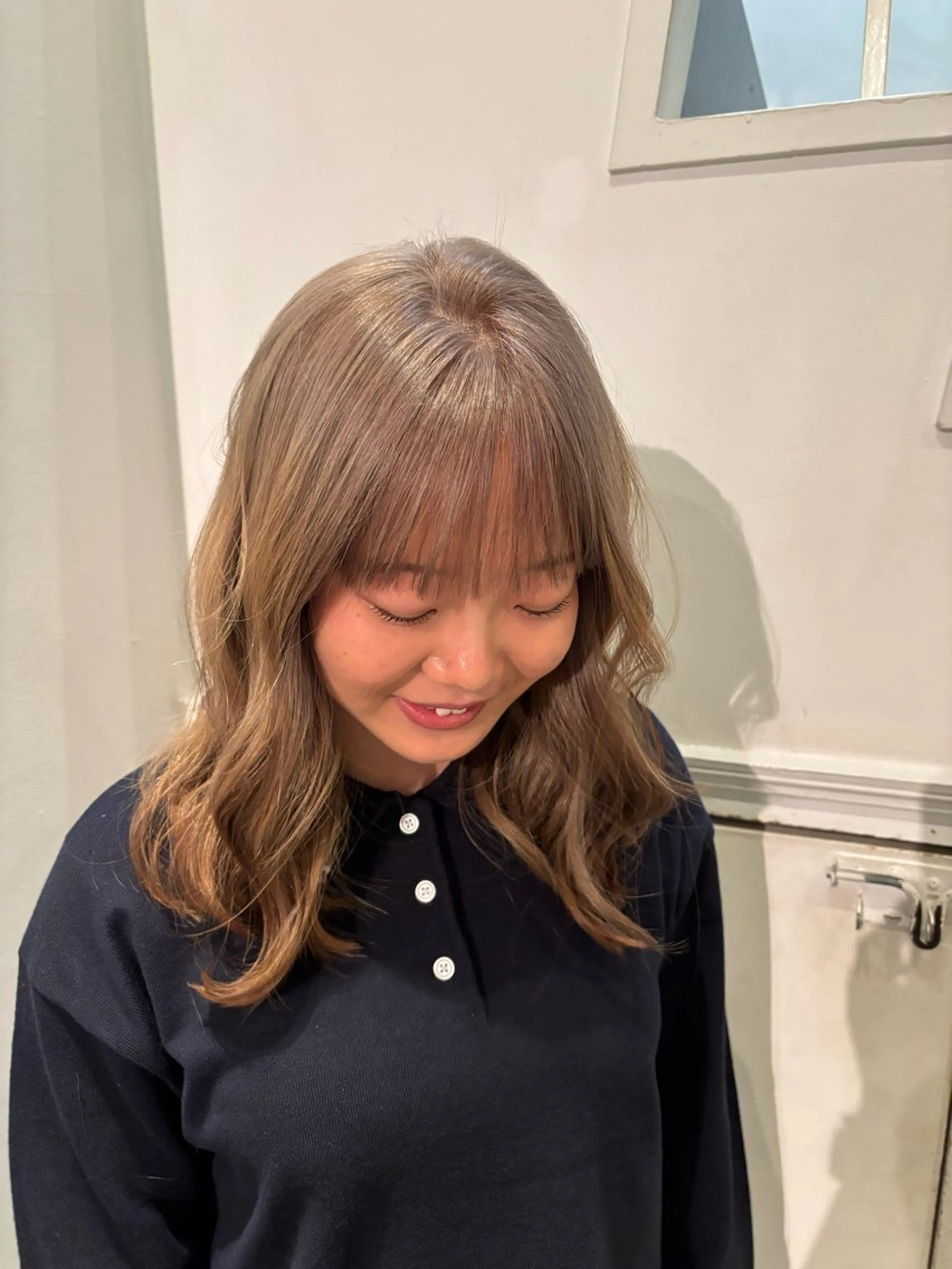 セミロング カット ヘアカラー ワタナベ イオリ🧼のヘアスタイル