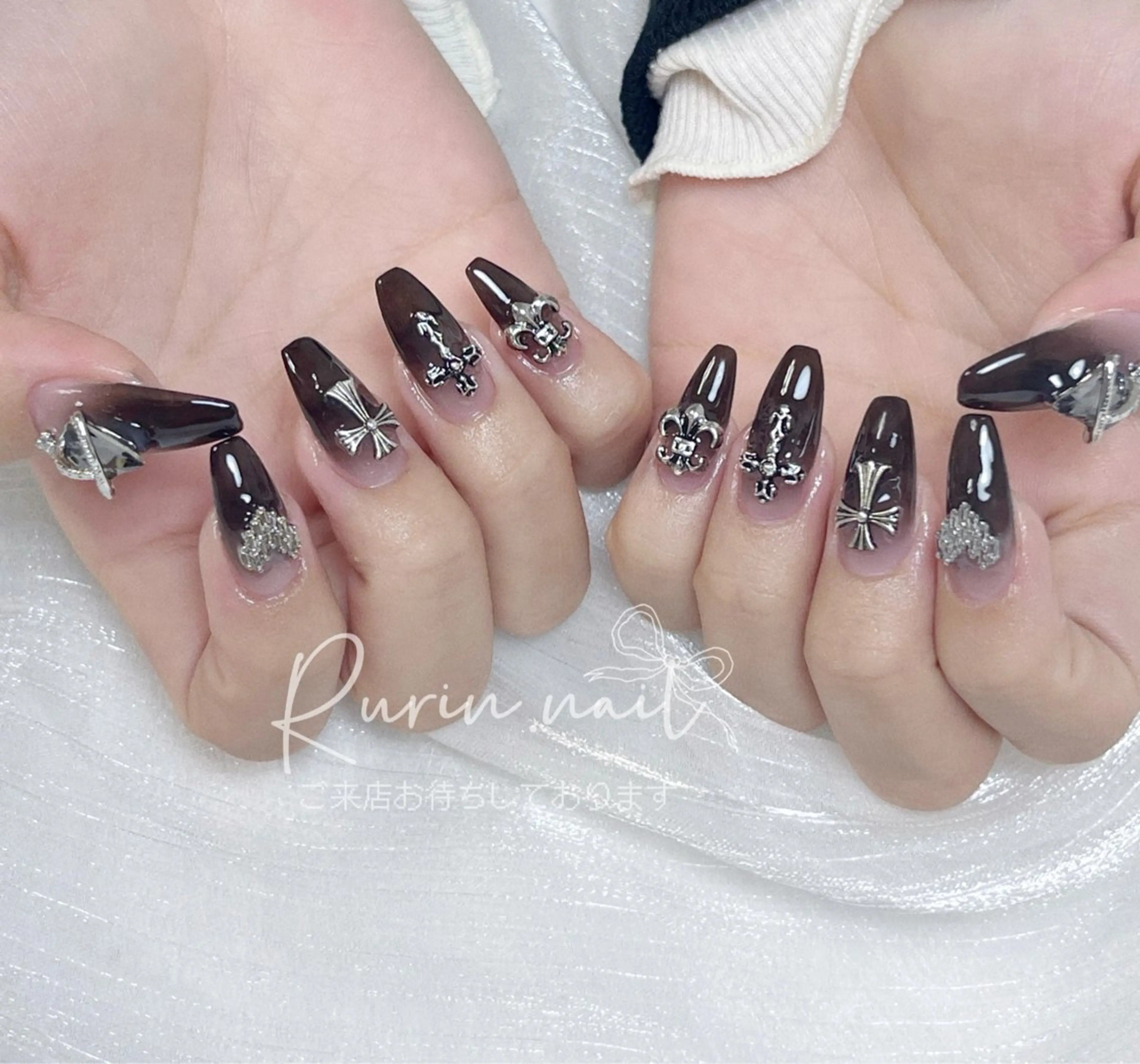 ネイル ハンドネイル ルリン サロン💅のネイルデザイン