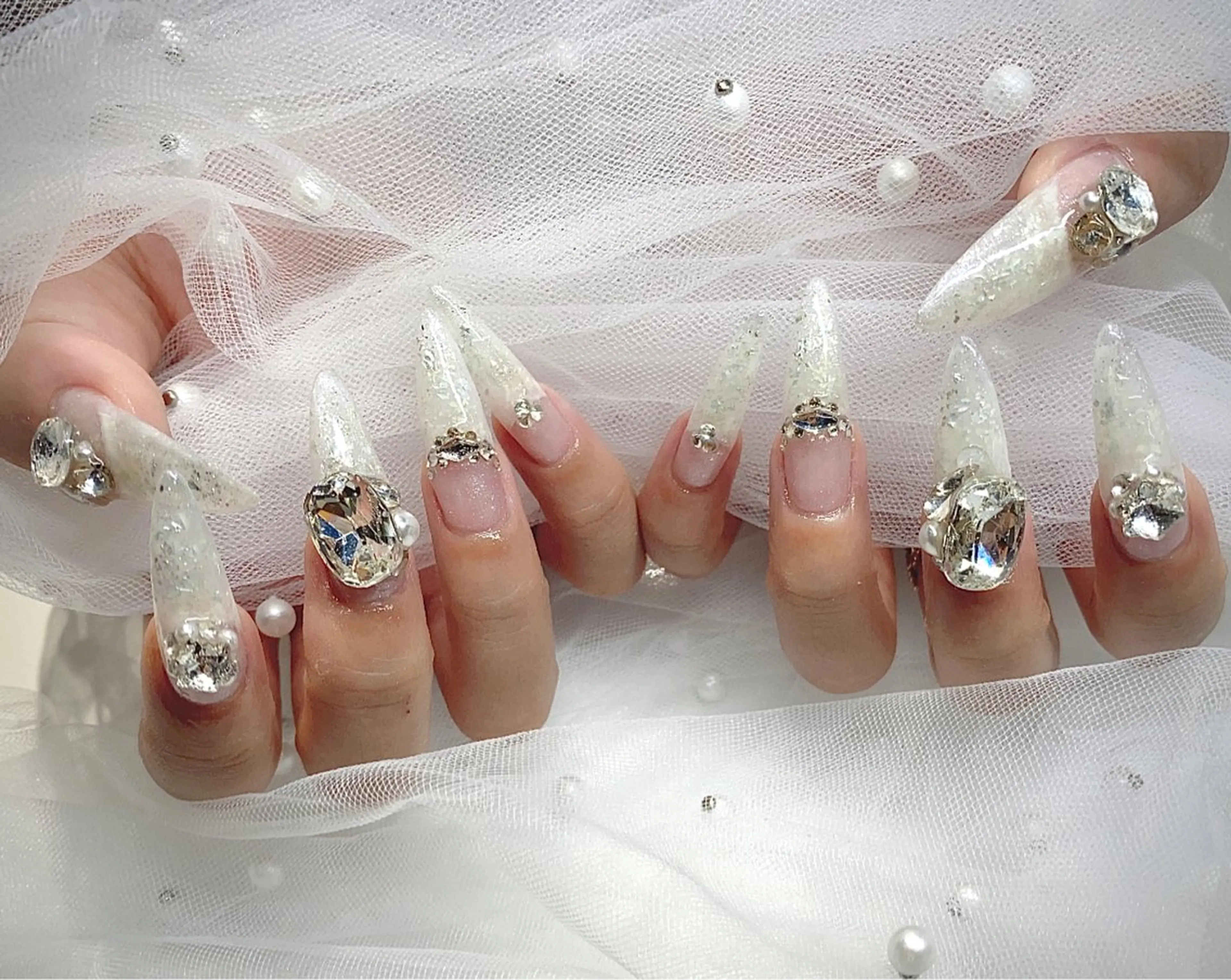 ネイル I-nailロング /ワンホン/キラキラのネイルデザイン