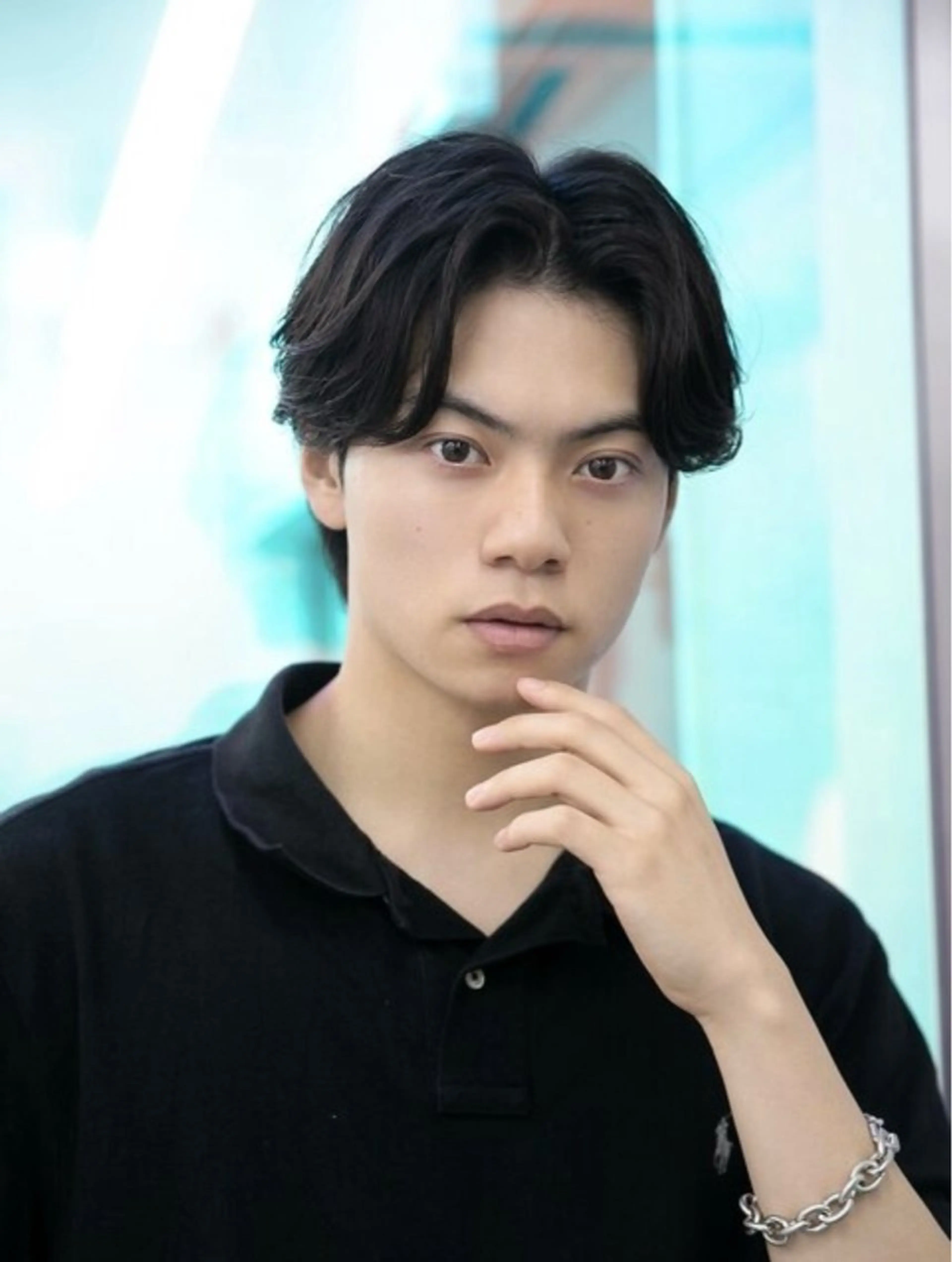 メンズ 蠣﨑 俊吏のヘアスタイル