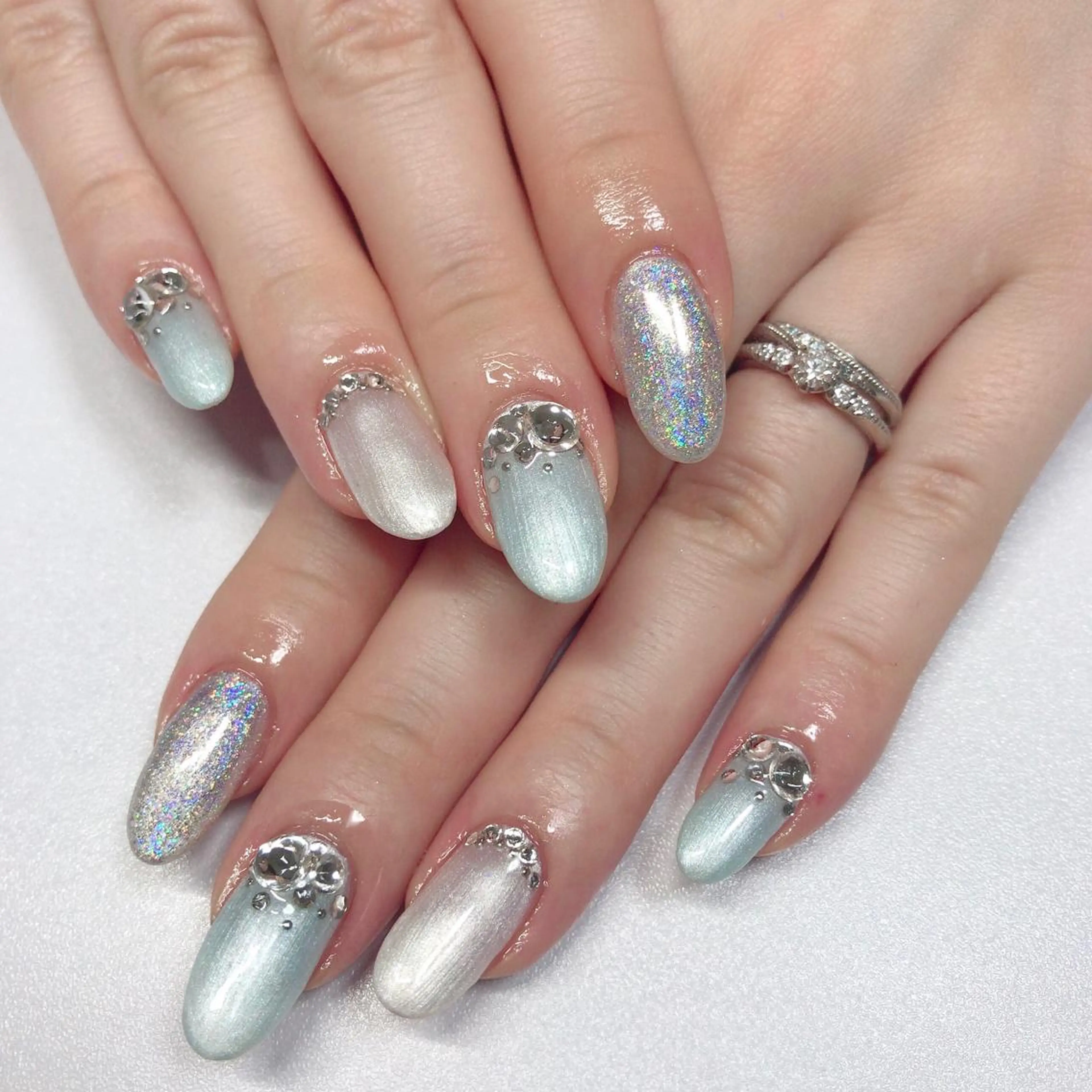 ネイル キラキラネイル S Nailのネイルデザイン