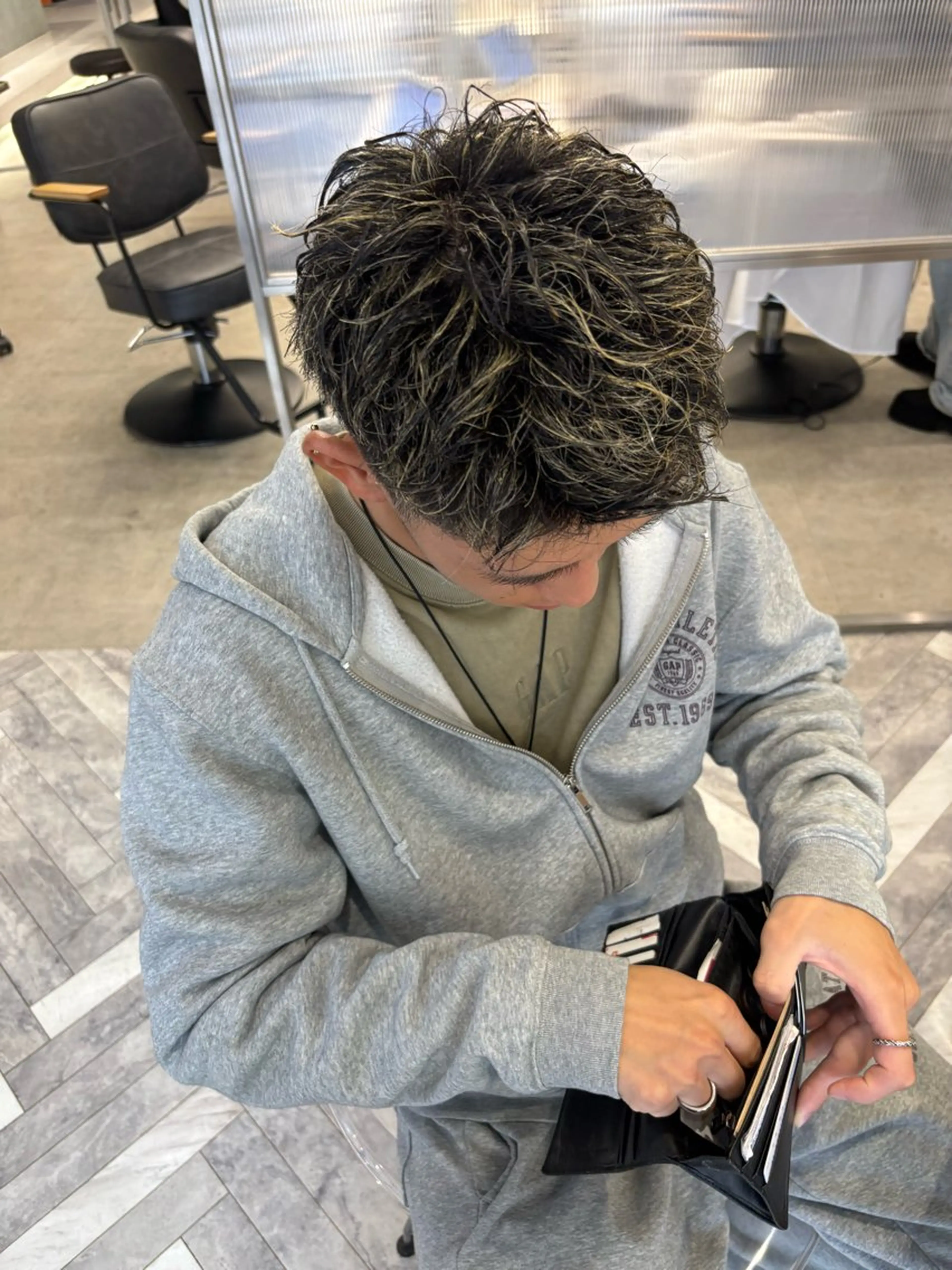 この秋大人気💥💥ホワイトメッシュの写真