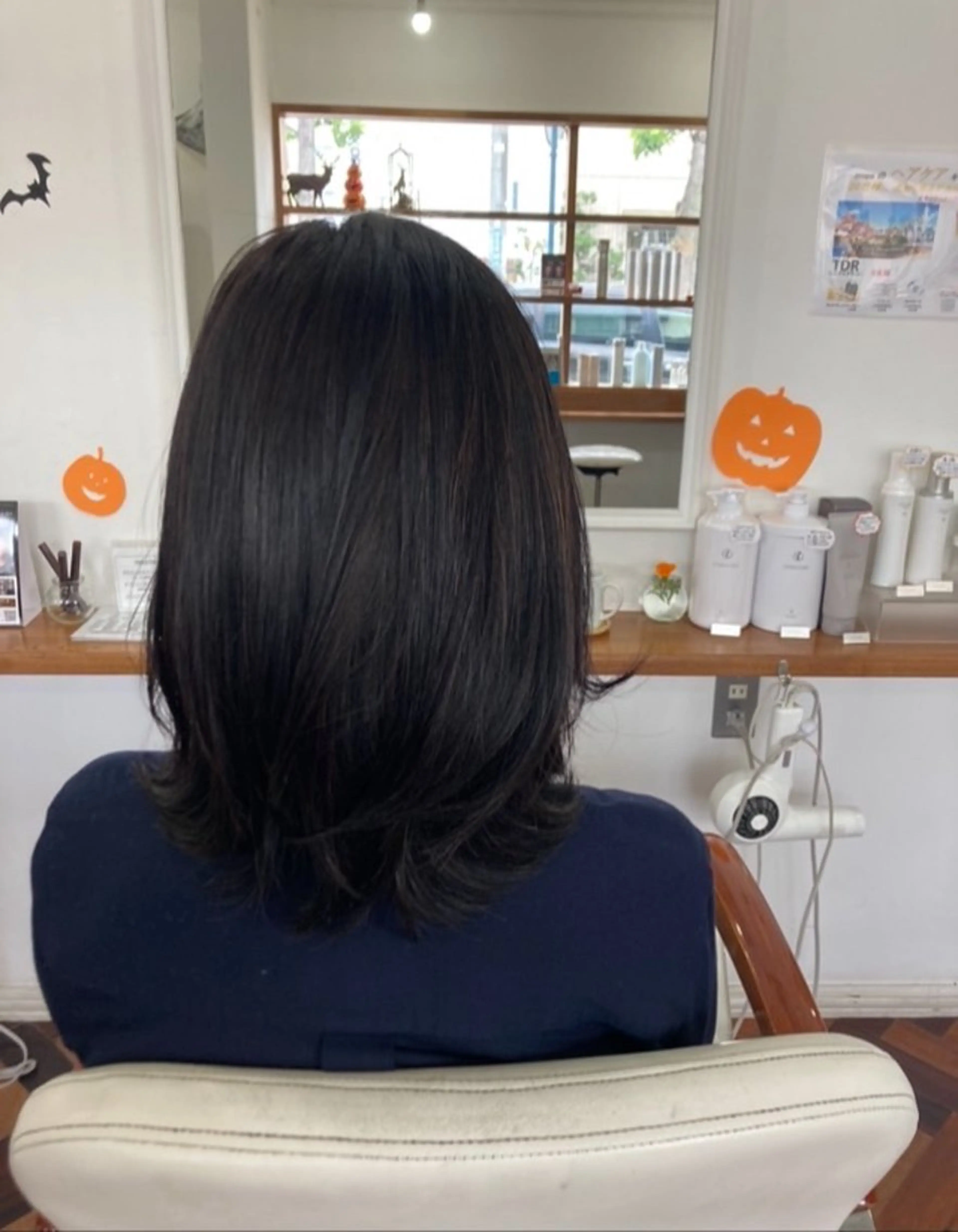 ミディアム 髪質改善 レイヤーカット トリートメント mopa_kaede 暖色カラー/ロングのヘアスタイル