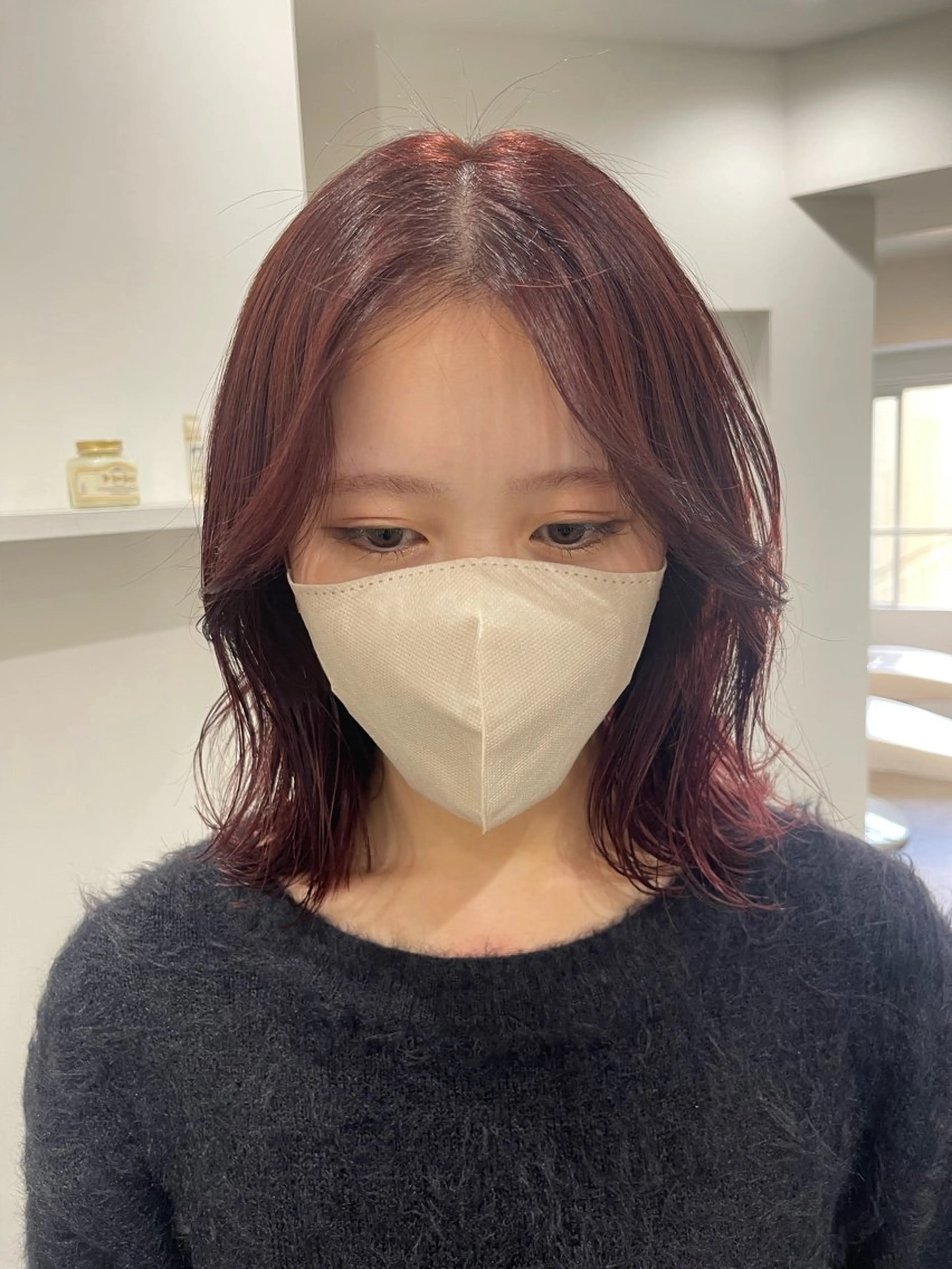 ミディアム 広島:ミルキーカラー tsumaのヘアスタイル