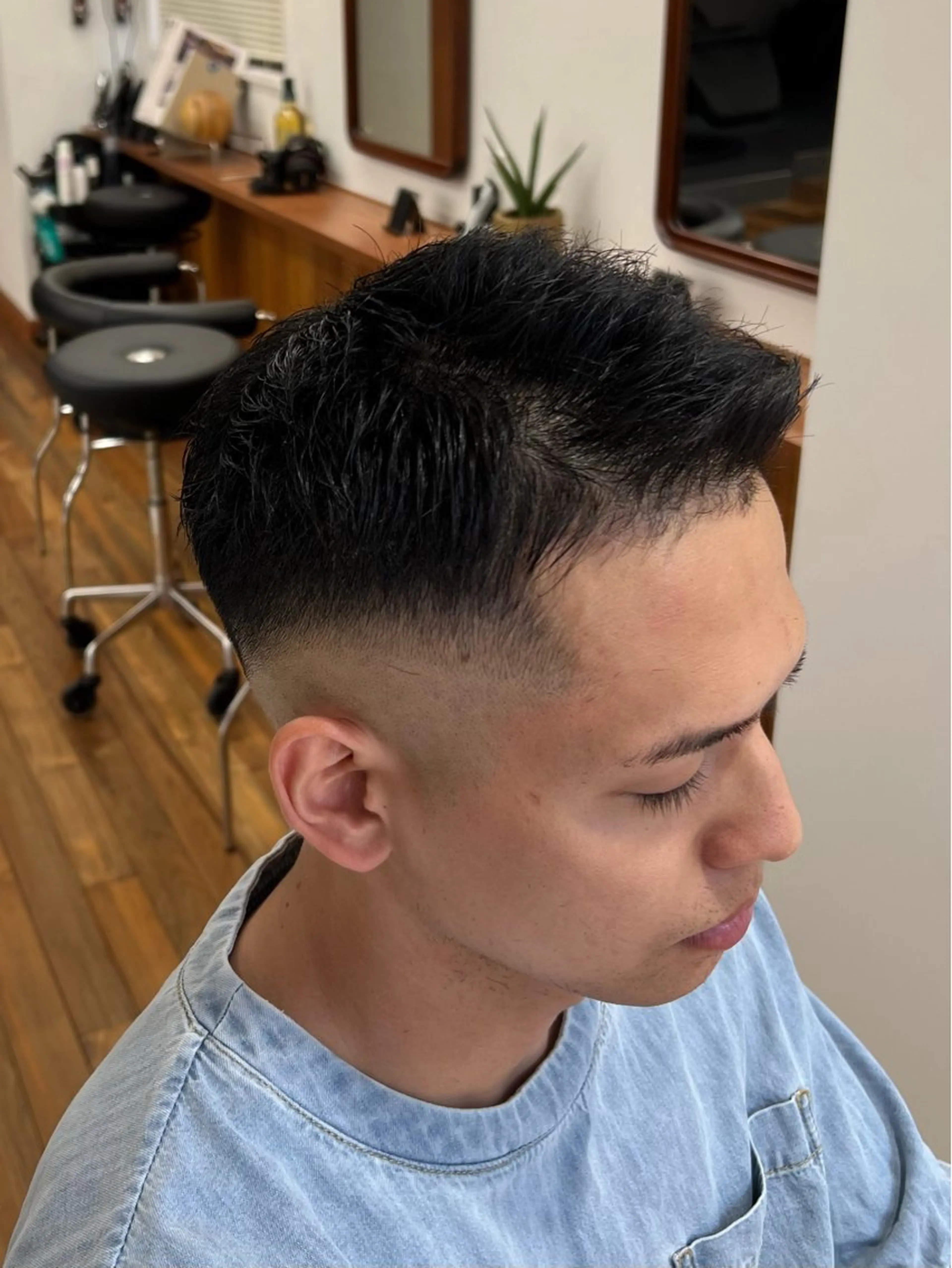 ショート メンズ カット メンズカット✂️ スキンフェード伊藤陸のヘアスタイル