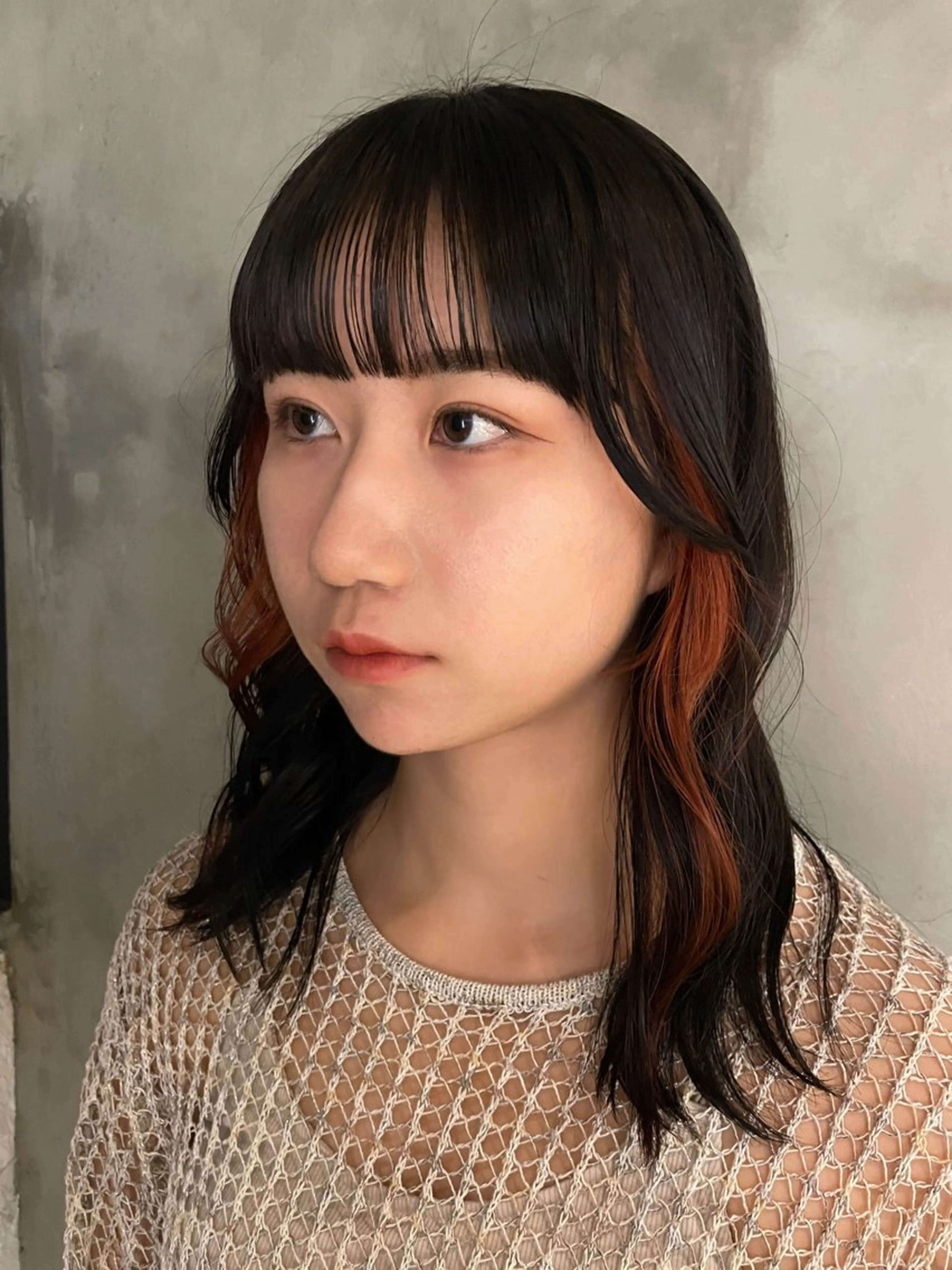 セミロング カラー 黒髪 ブラウンカラー インナーカラー オレンジ オレンジブラウン ユウナ🎀レイヤー/ 暖色カラーのヘアスタイル