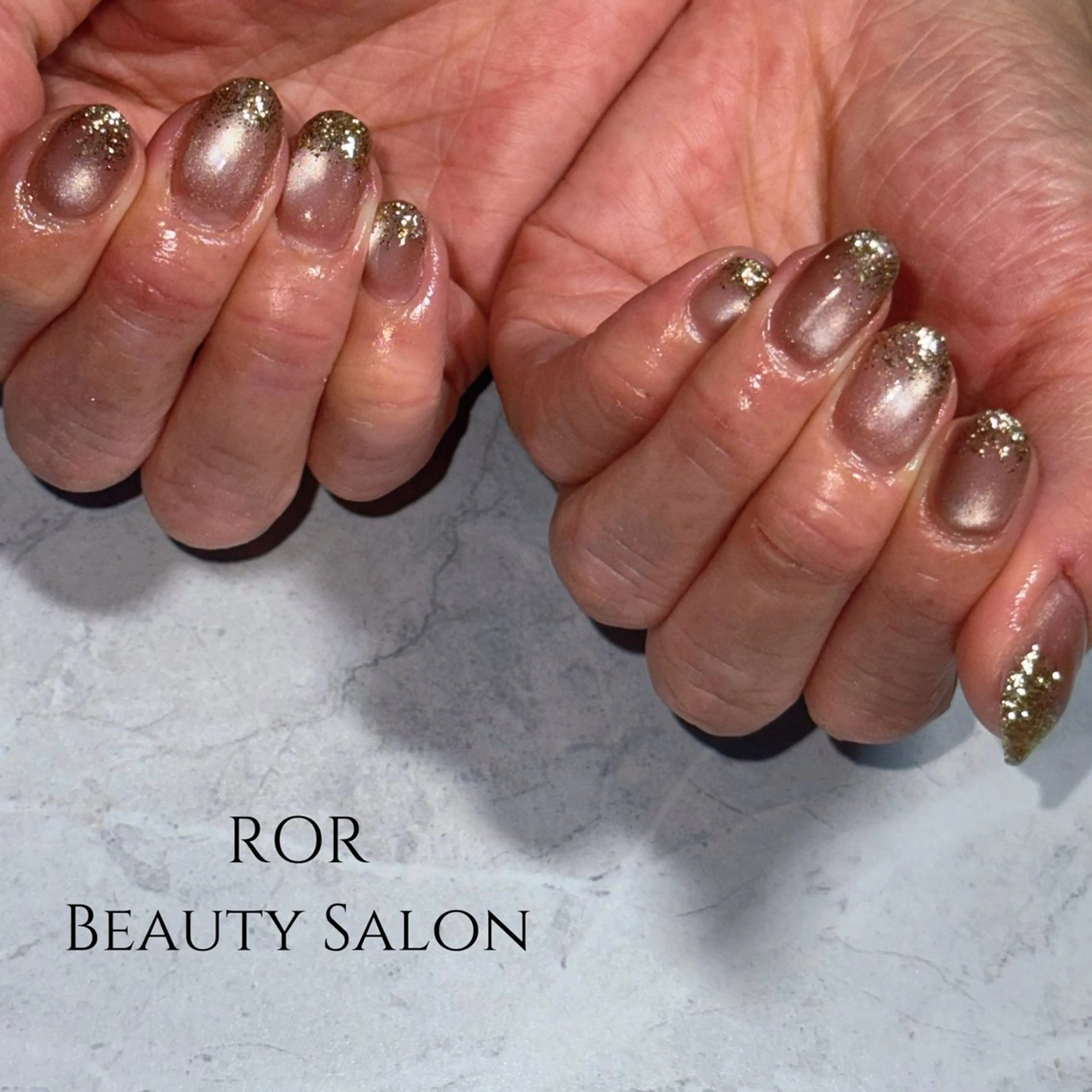 ネイル ラメ(グリッター) ハンドネイル ROR所属・ROR Nanaのネイルデザイン
