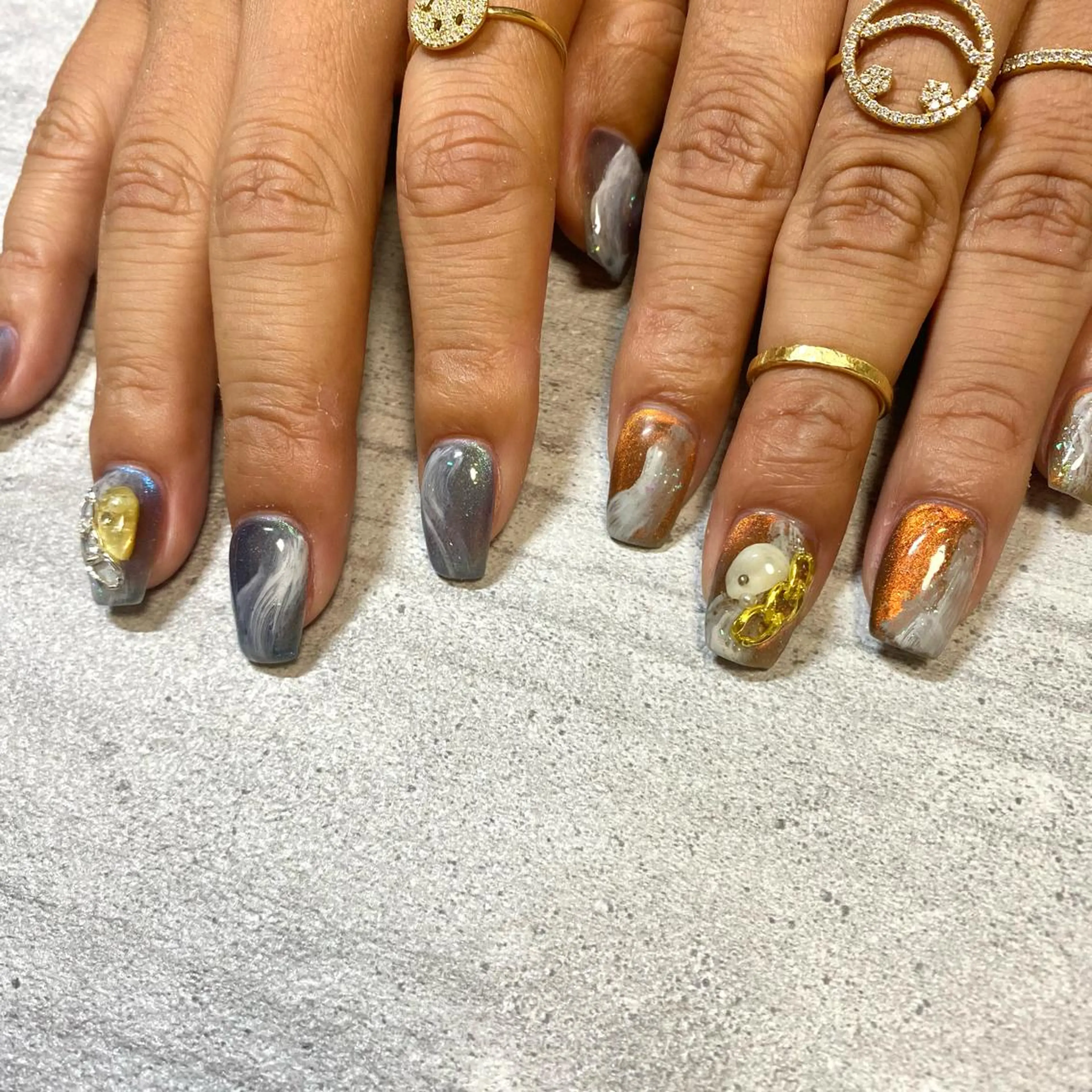 ミディアム カラー パーマ ヘアアレンジ メンズ キッズ ネイル マツエク・マツパ アイブロウ マグネットネイル ニュアンスネイル ニュアンスパーマ ハンドネイル ハンドケア 今福鶴見ネイル 8(ｴｲﾄ)のネイルデザイン