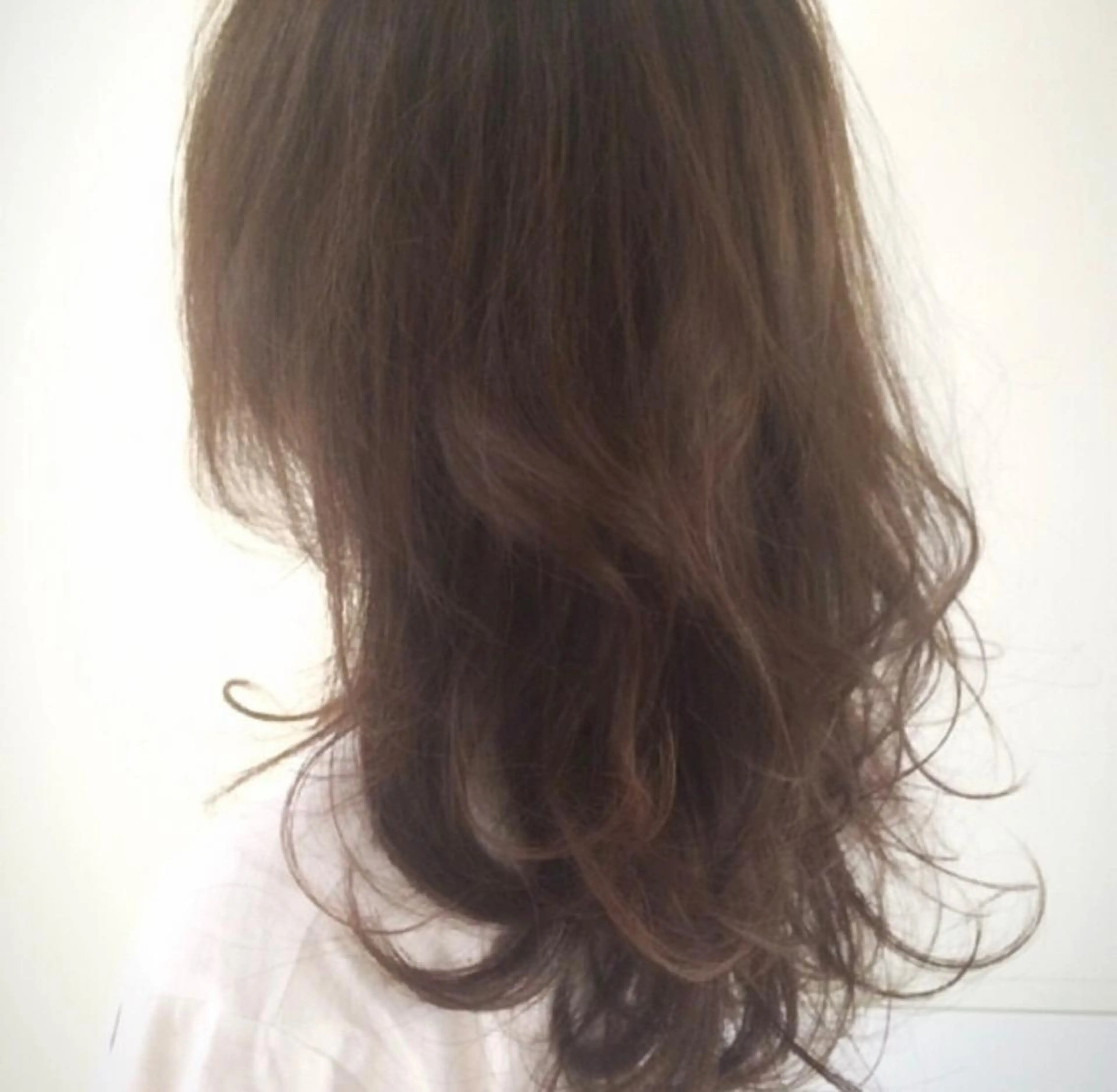 [ミディアムヘア]長持ちデジタルパーマ＋似合わせカットの写真