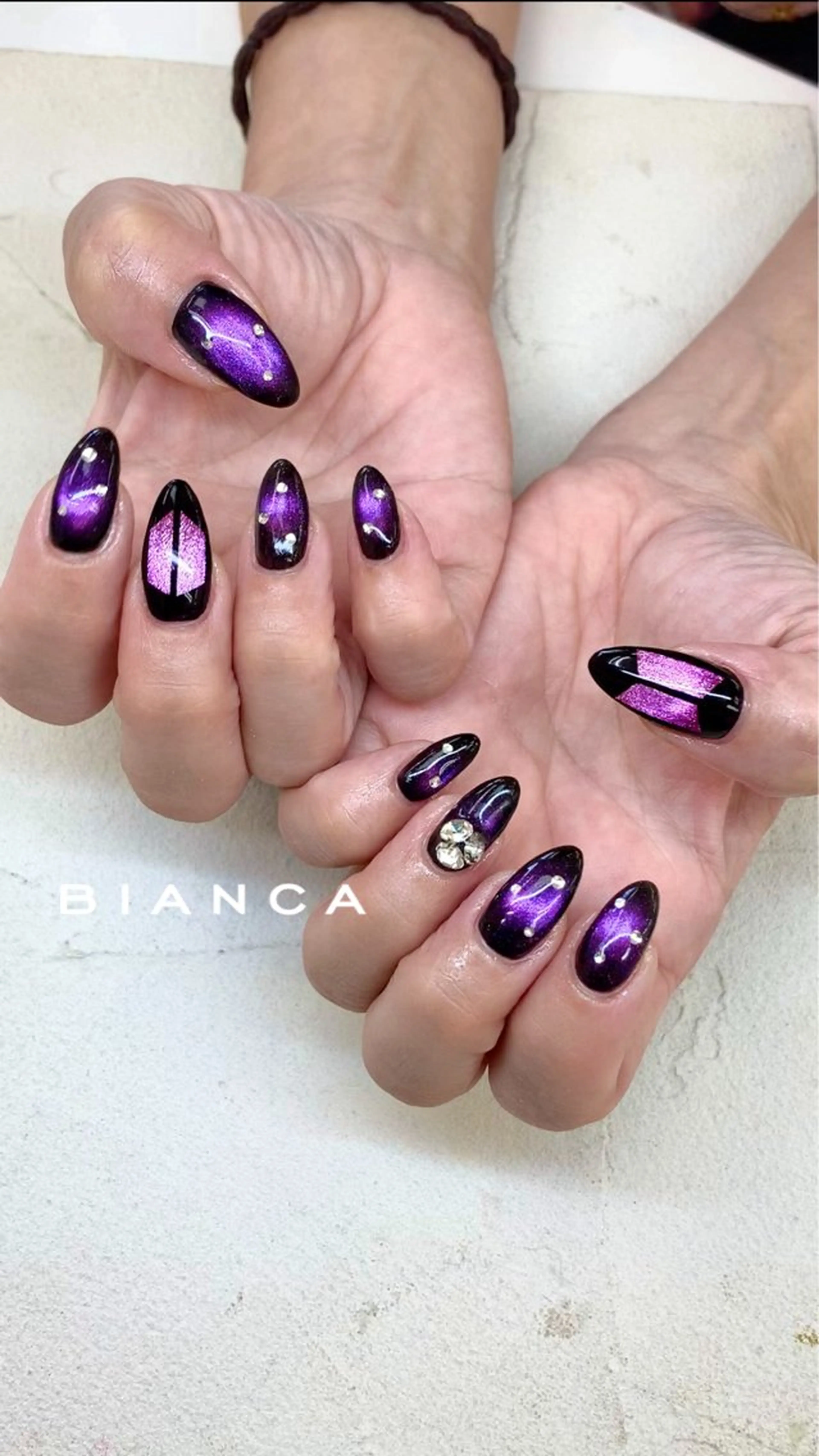 ネイル ストーンネイル Bianca大宮 Nail＊森澤のネイルデザイン