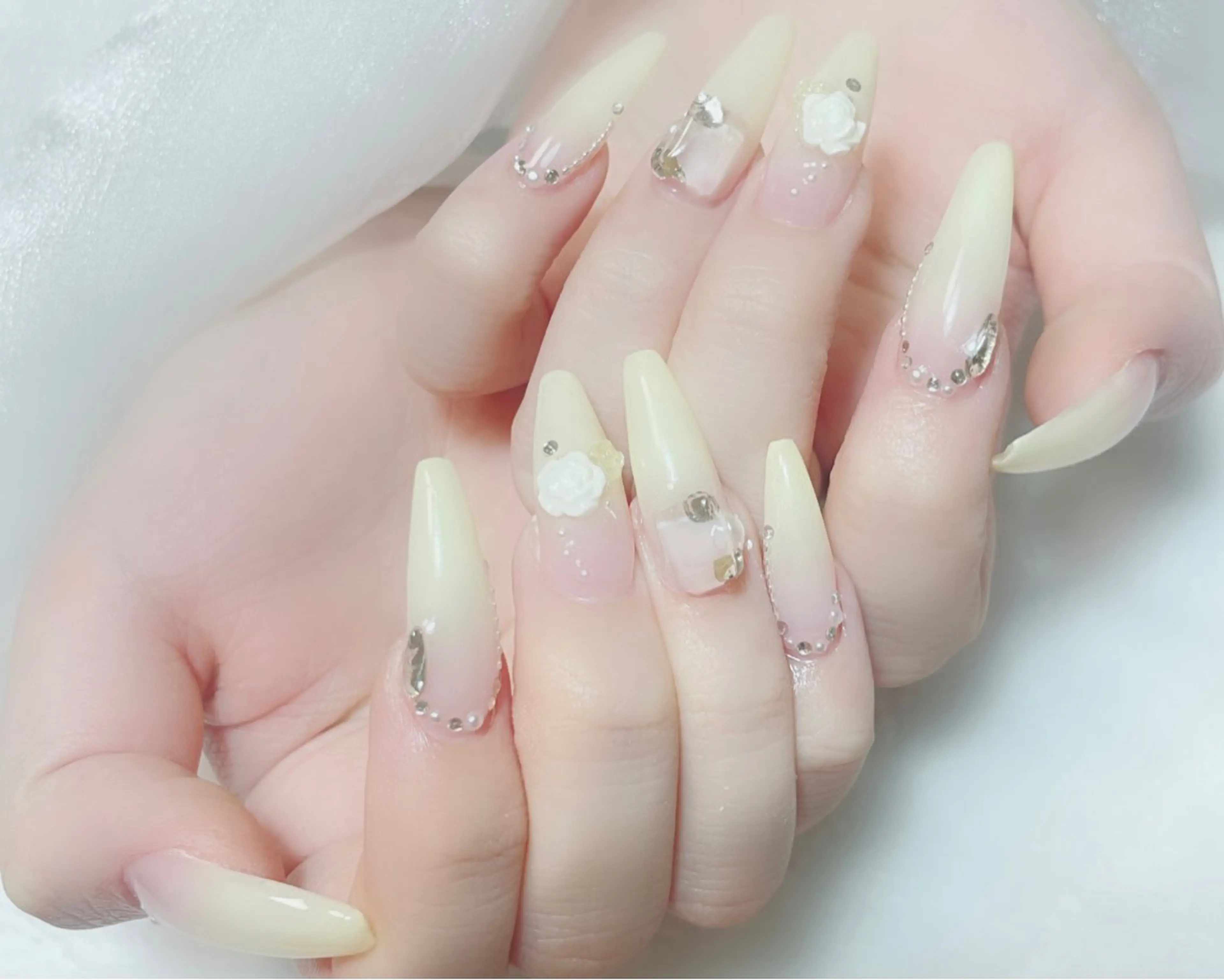 ネイル Amina nail salonのネイルデザイン