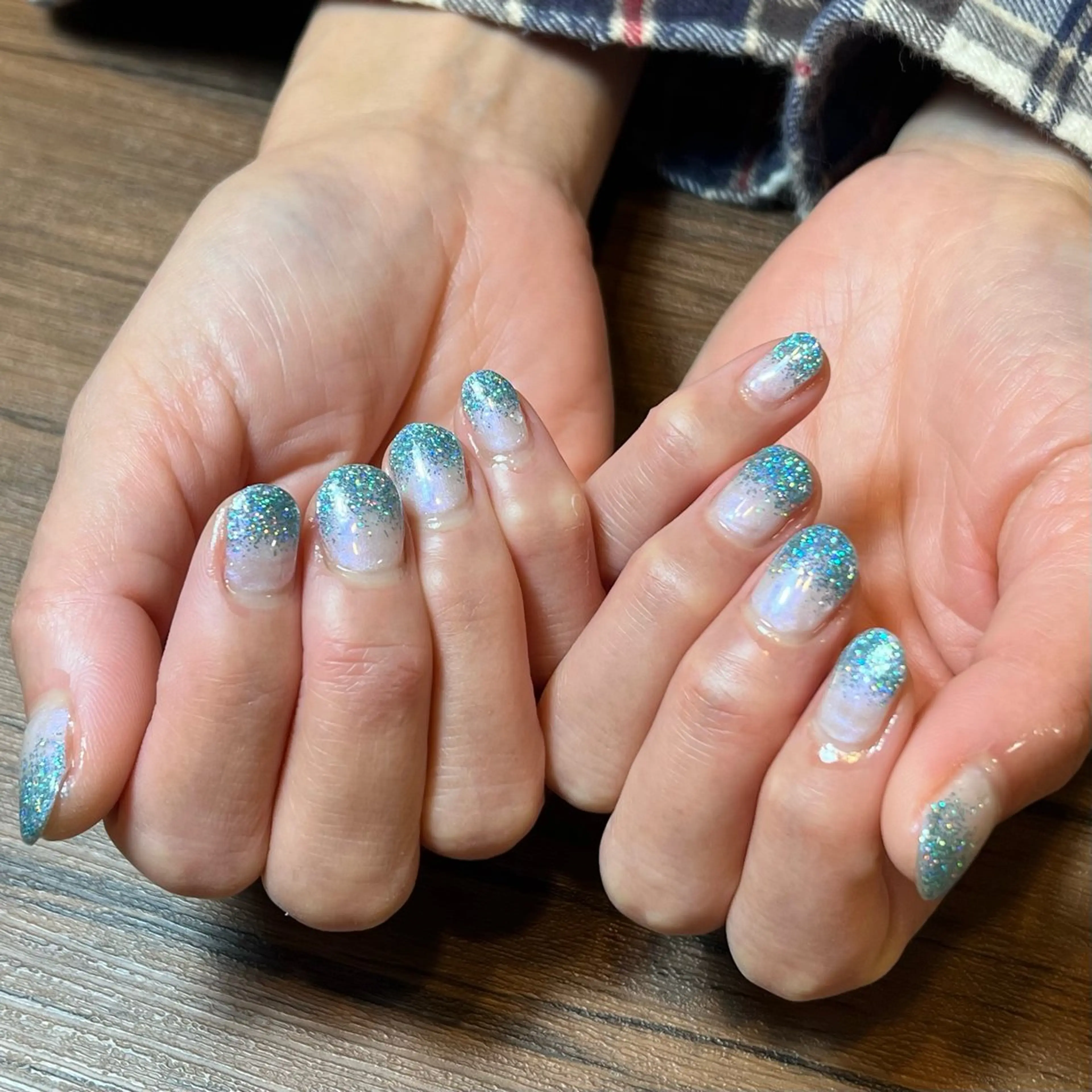 ネイル HENRIETTA NAILSALONのネイルデザイン