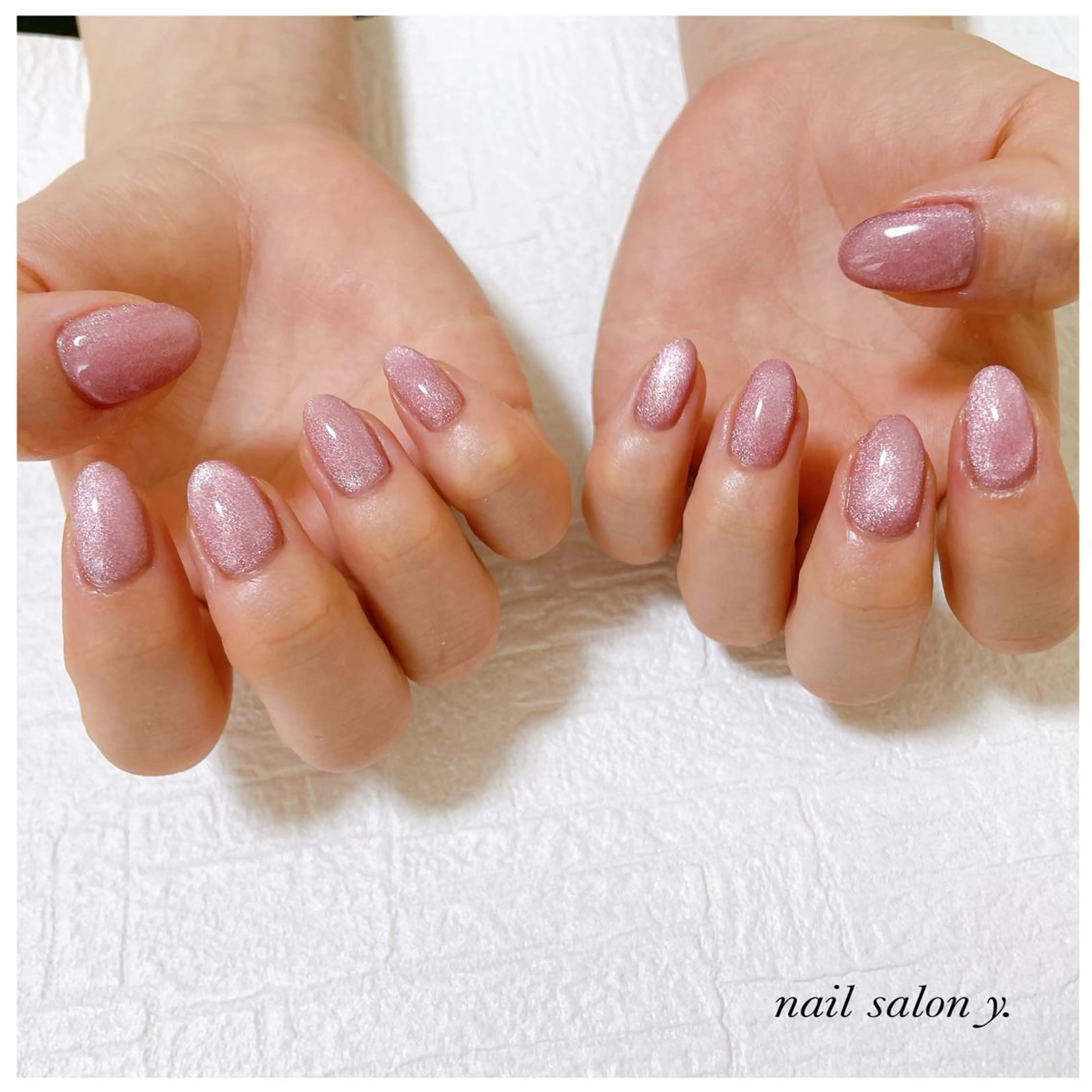 ネイル マグネットネイル nailsalon y.のネイルデザイン