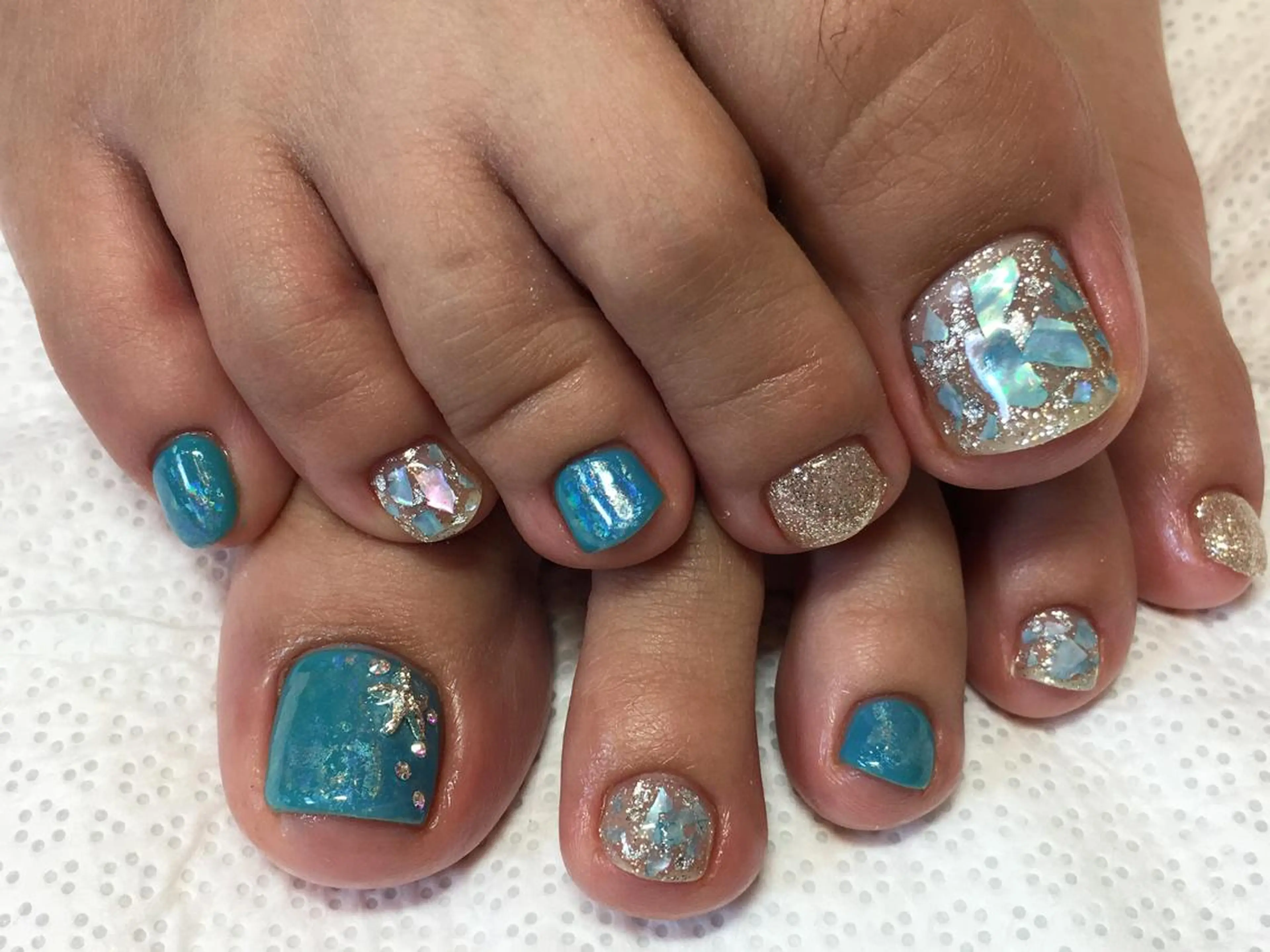 ネイル フットネイル 下重 舞のネイルデザイン