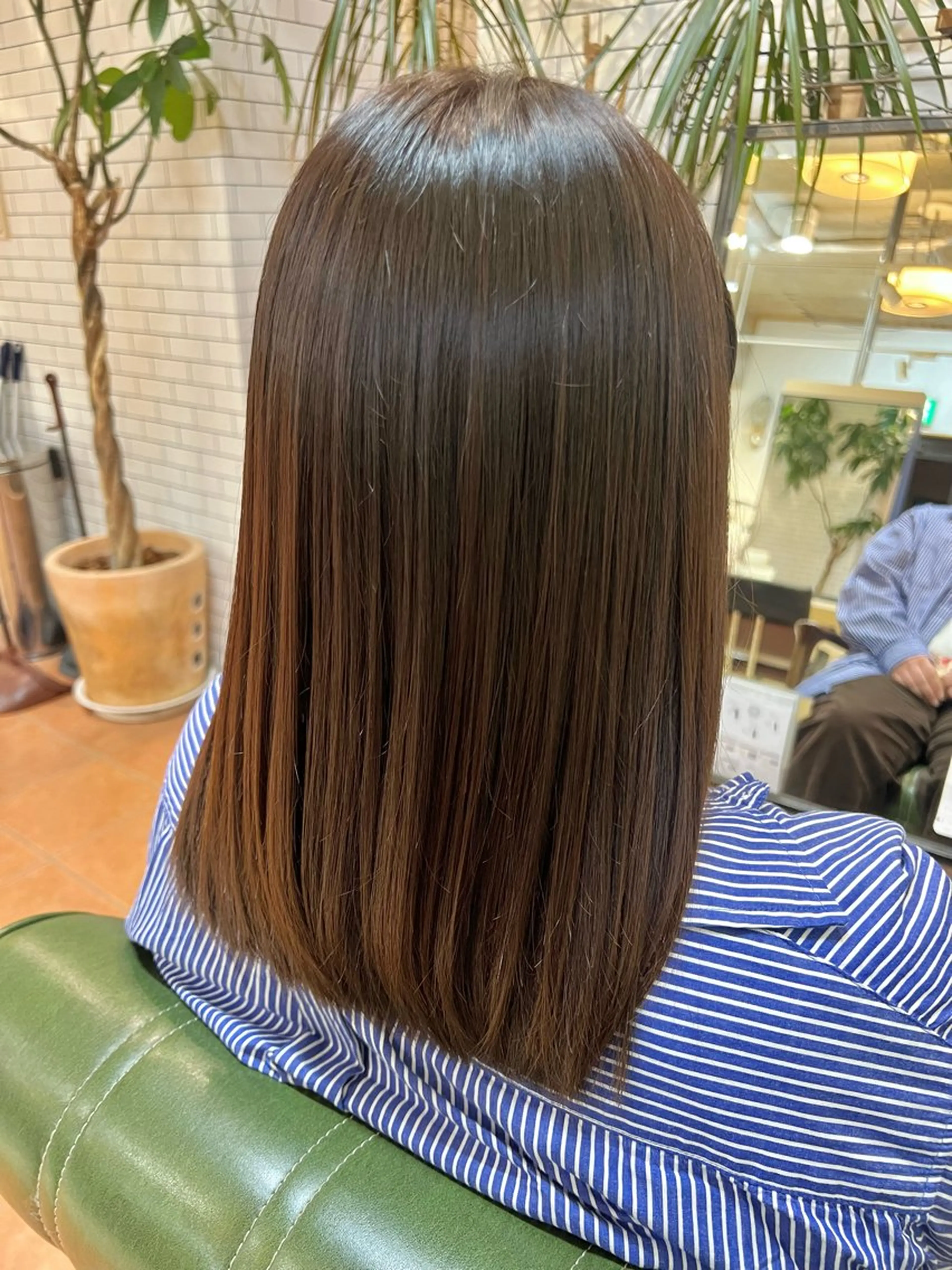 ミディアム カラー カット ヘアカラー トリートメント 石井 佑樹のヘアスタイル