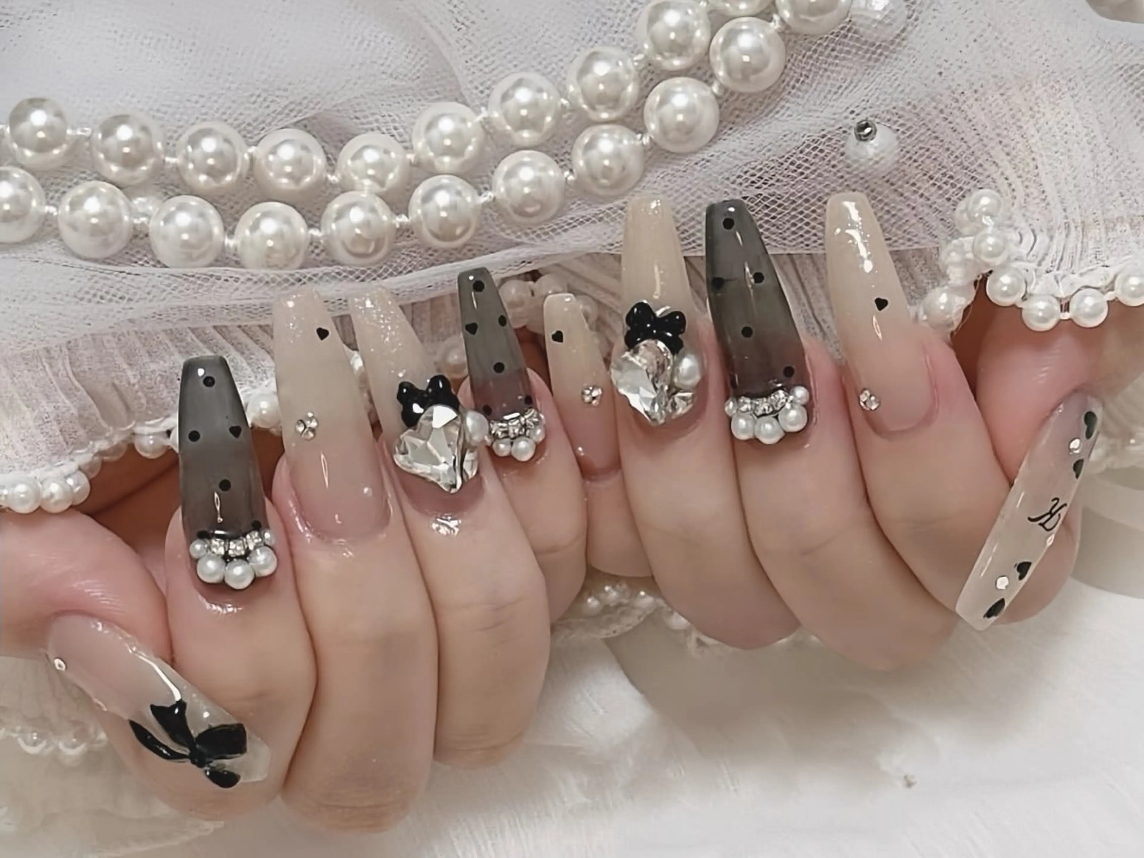 ネイル アートネイル ガーリー 韓国ネイル 持ち込み ニュアンスネイル Rin Nail 新大久保店のネイルデザイン