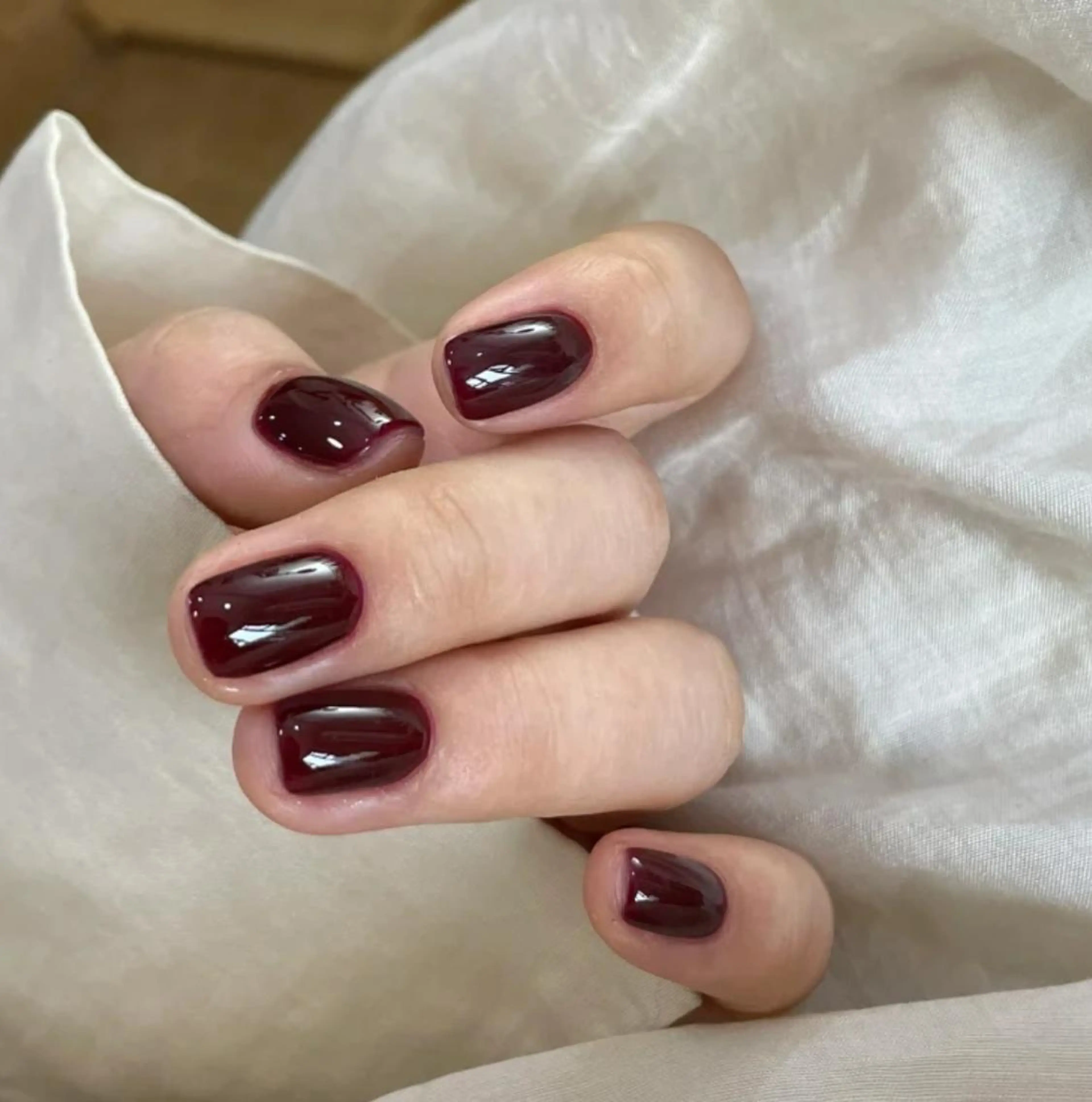 ネイル ラメ(グリッター) ラメグラデーション ワンカラーネイル Queens みなみのネイルデザイン