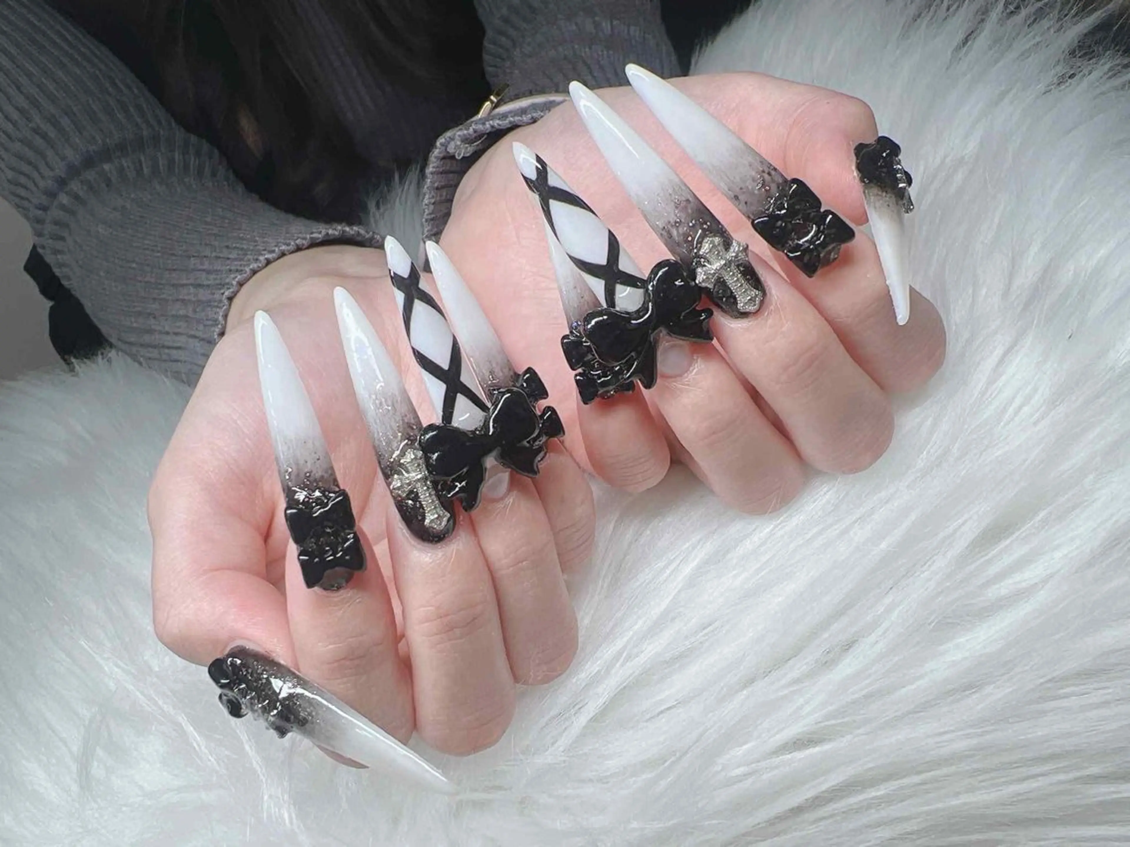 ネイル ハンドネイル Lee Nailsのネイルデザイン