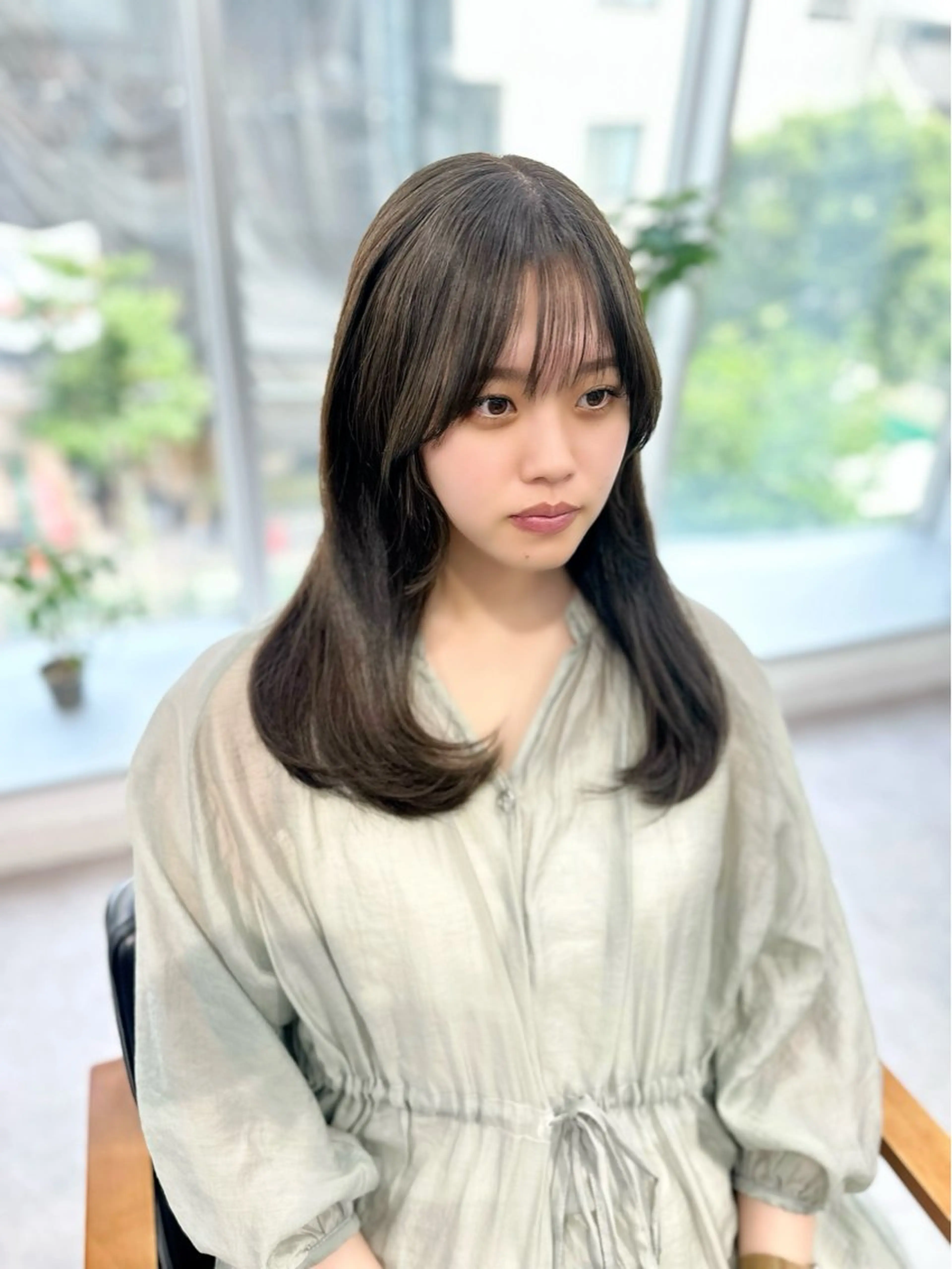 セミロング カラー パーマ ヘアアレンジ メンズ キッズ カット 縮毛矯正 レイヤーカット 🌿透け感カラーのヘアスタイル