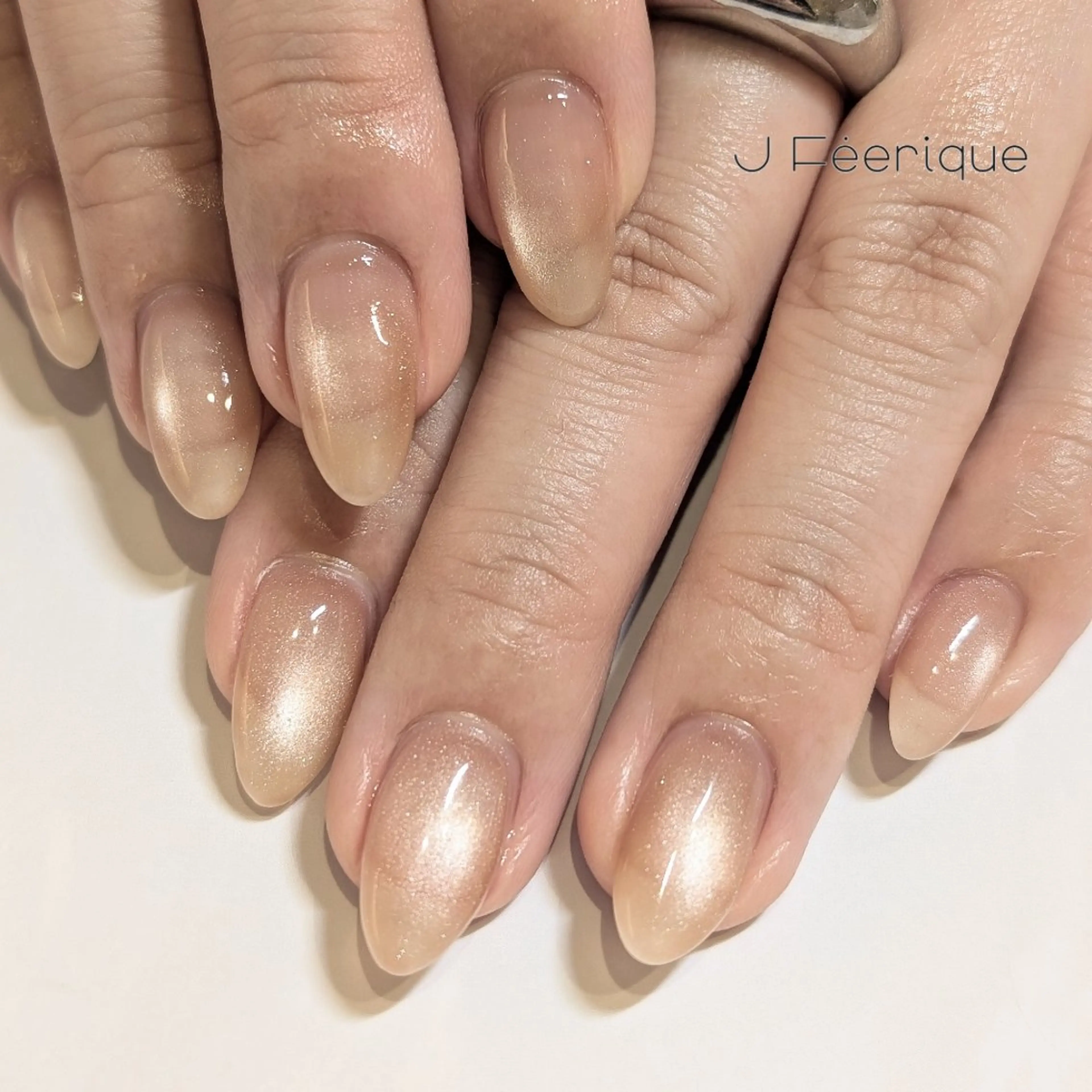ネイル ハンドネイル ハンドケア Eri　歴8年　/ 南森町ネイル💅のネイルデザイン