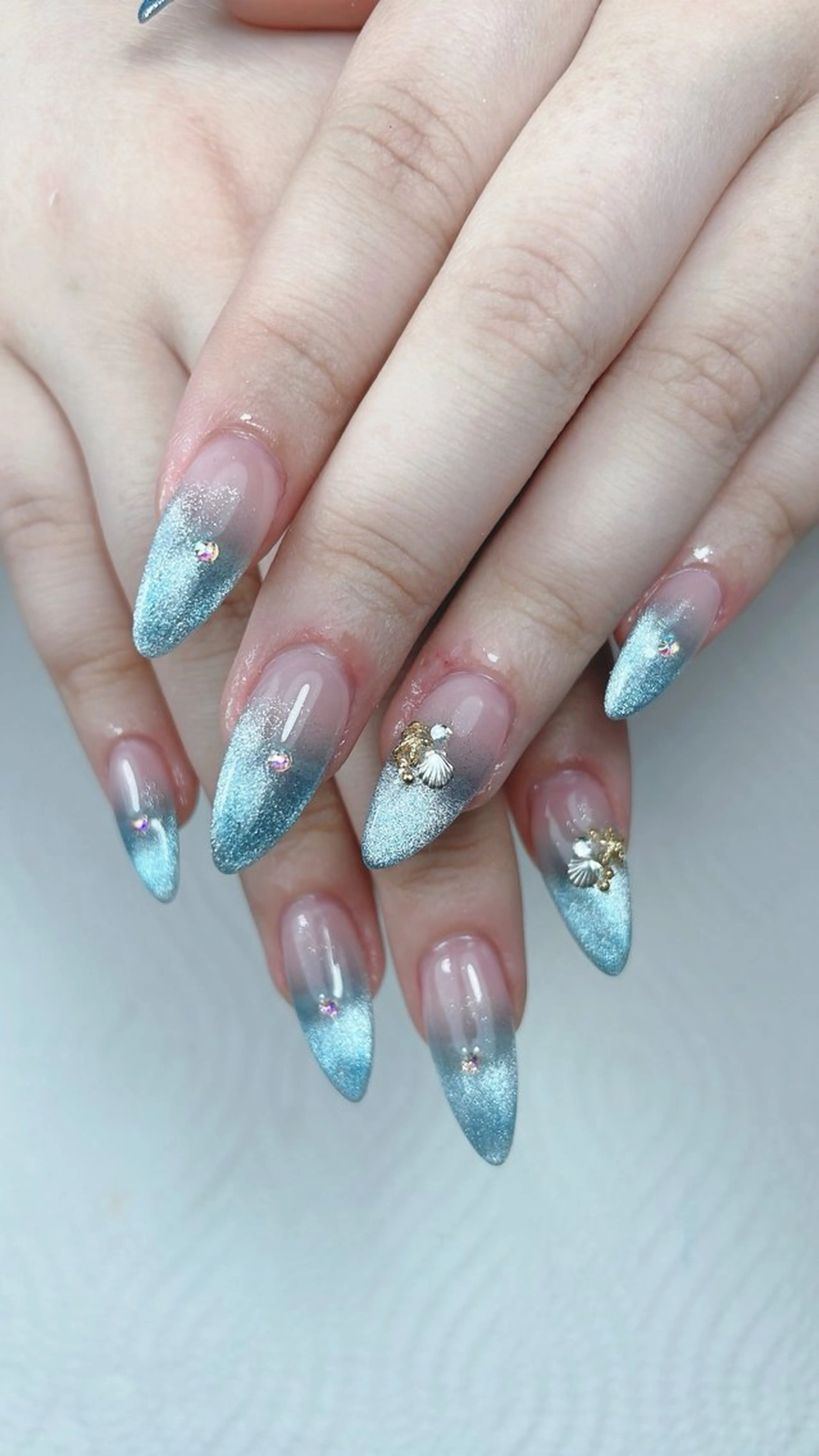 ネイル Munail サロン所属・むねいる nail salonのネイルデザイン