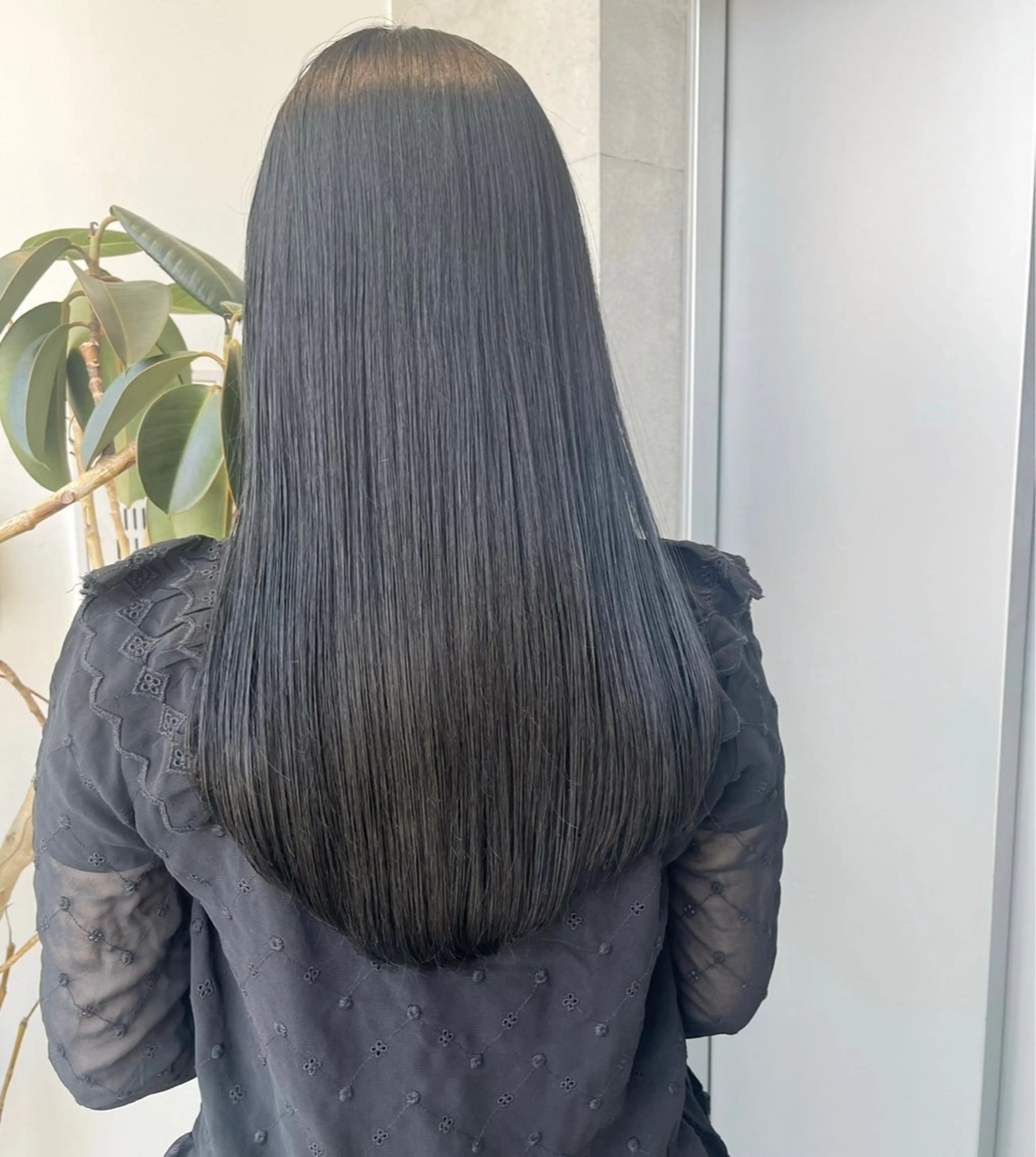 ロング カラー パーマ ヘアアレンジ 透明感/オリーブ/ グレージュ/YUKAのヘアスタイル