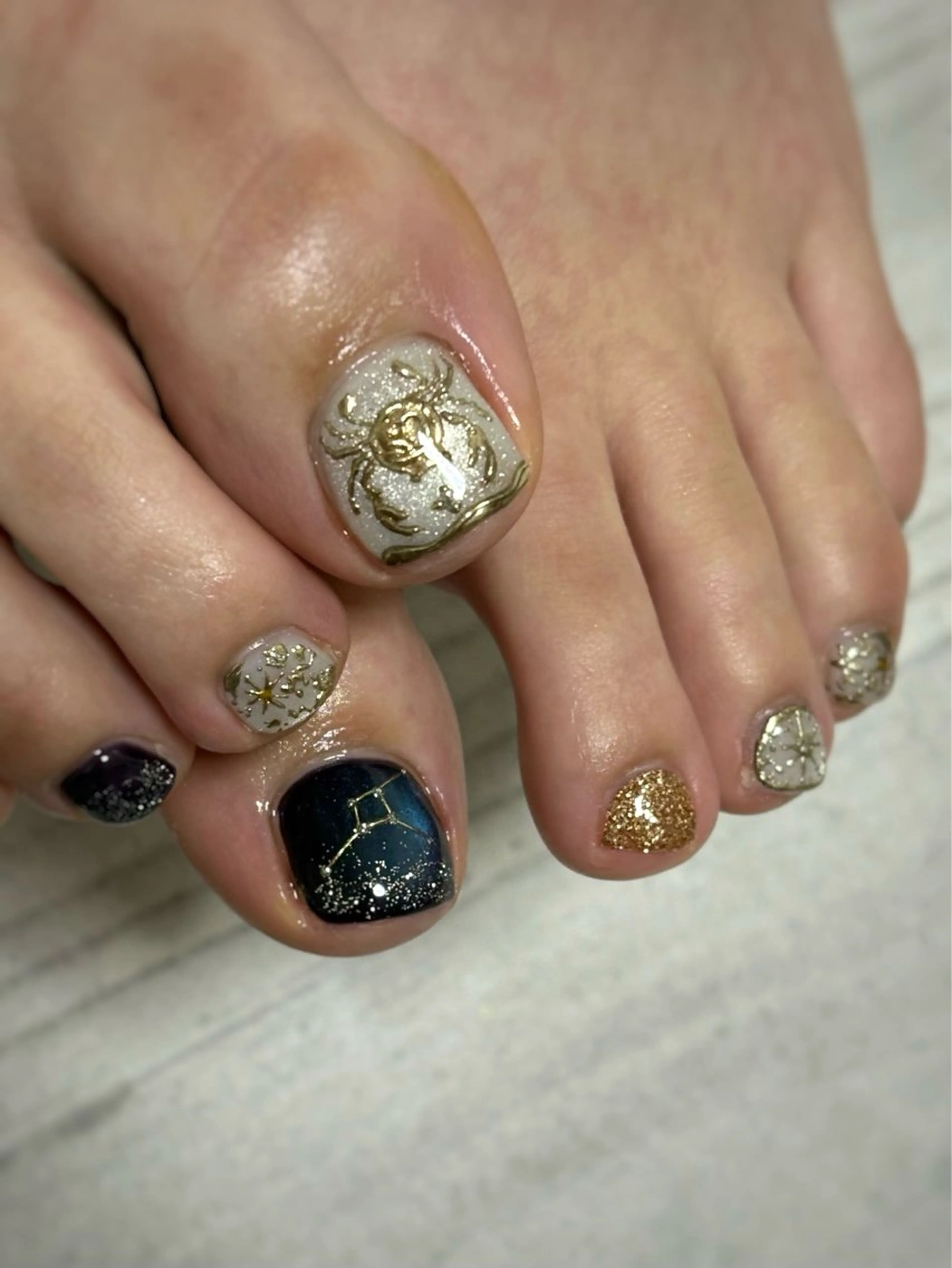 ネイル フットネイル FIORITURA Maikoのネイルデザイン