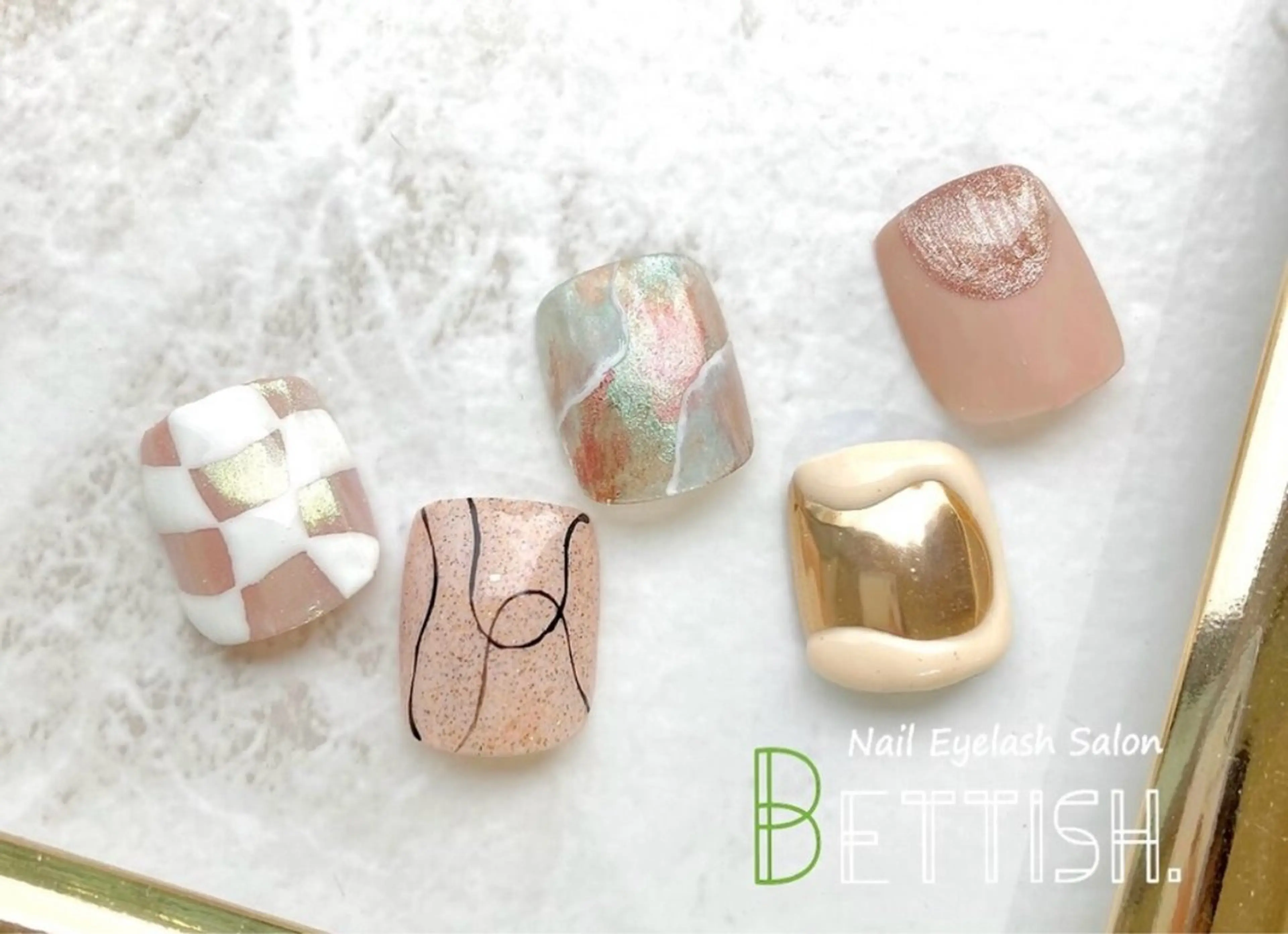 ネイル BETTISH. NANAHOのネイルデザイン