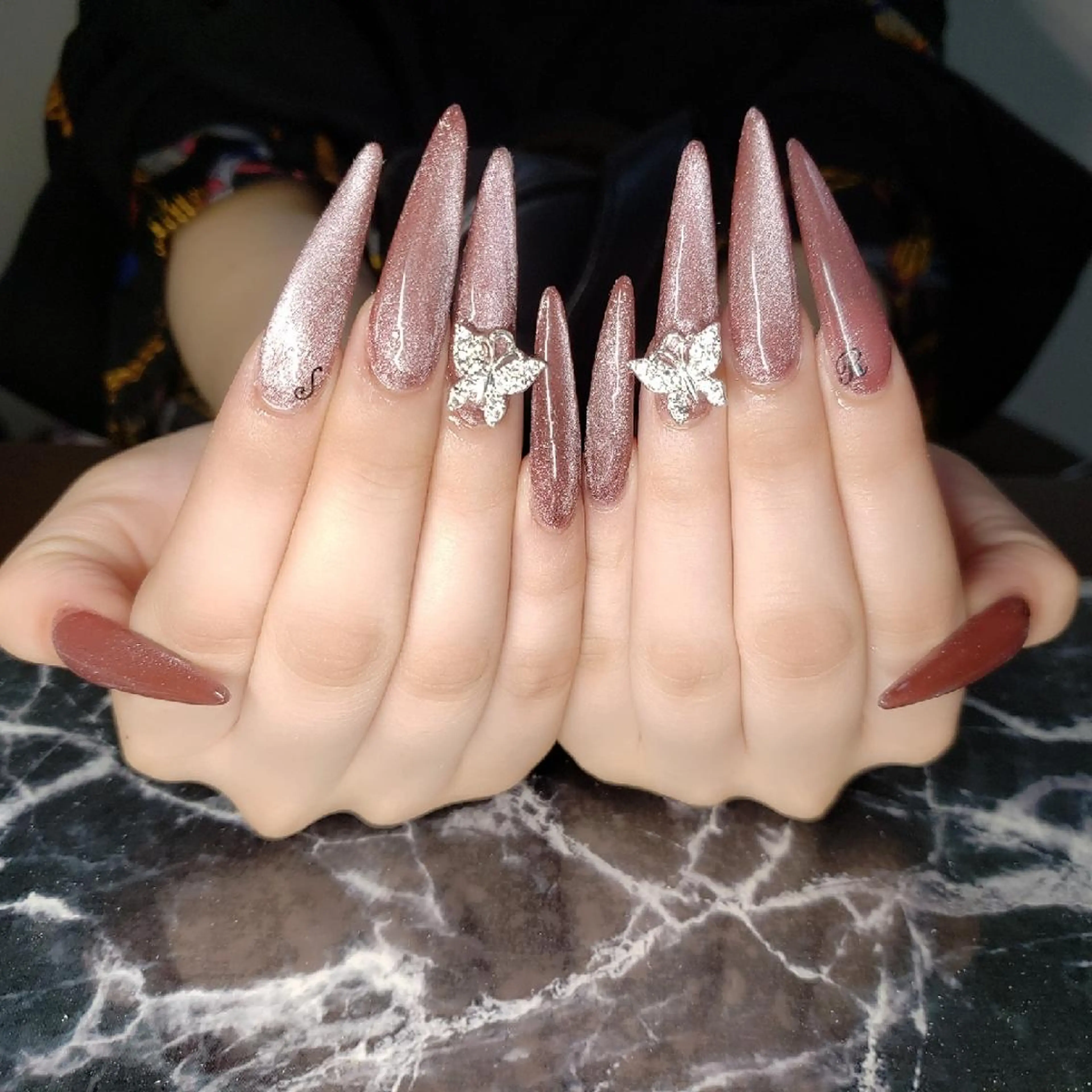 ロング ネイル ハンドネイル クロキ 。のネイルデザイン