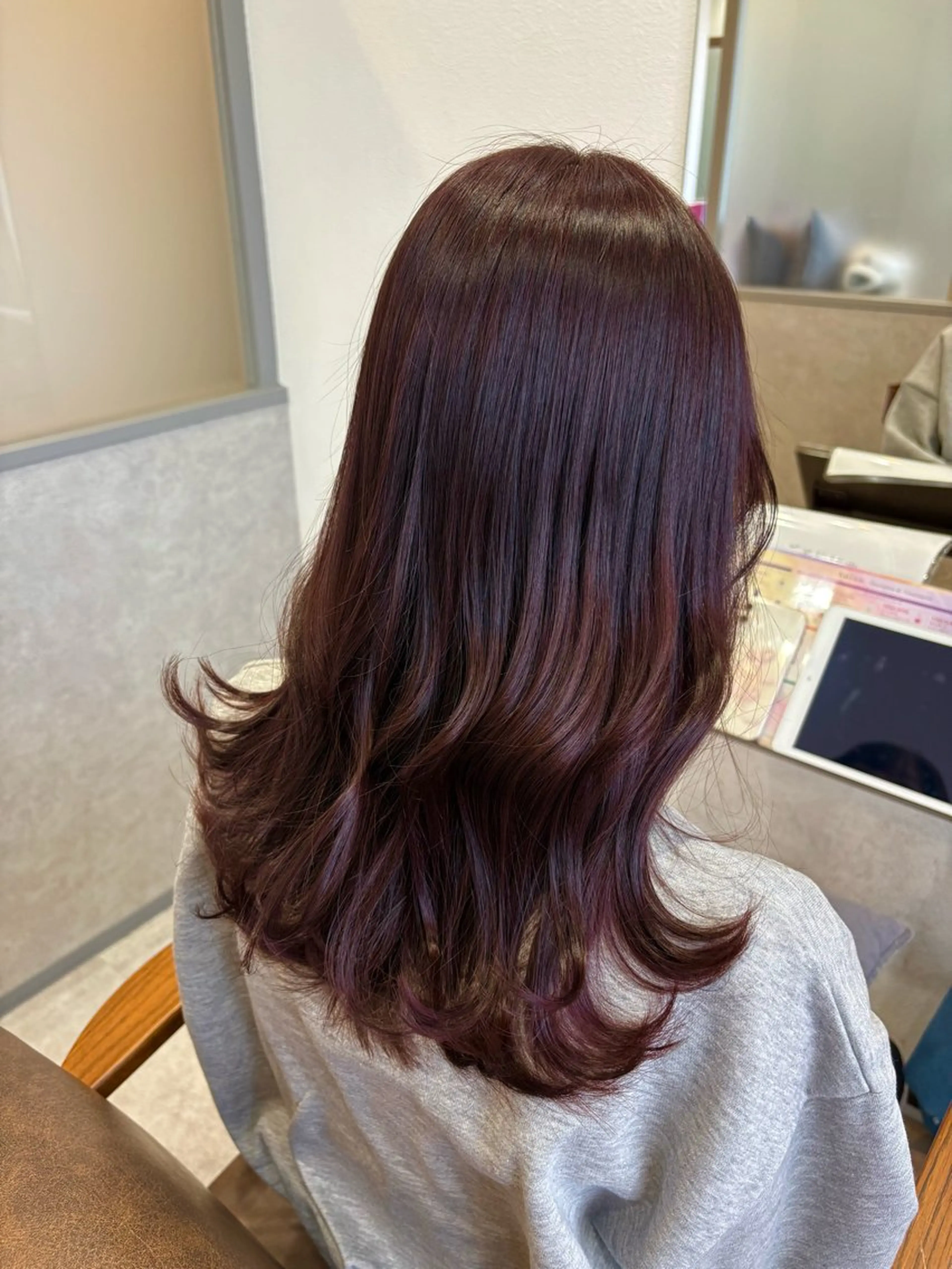 ロング カット ヘアカラー トリートメント 暖色＊ベージュ ＊くらたあやかのヘアスタイル