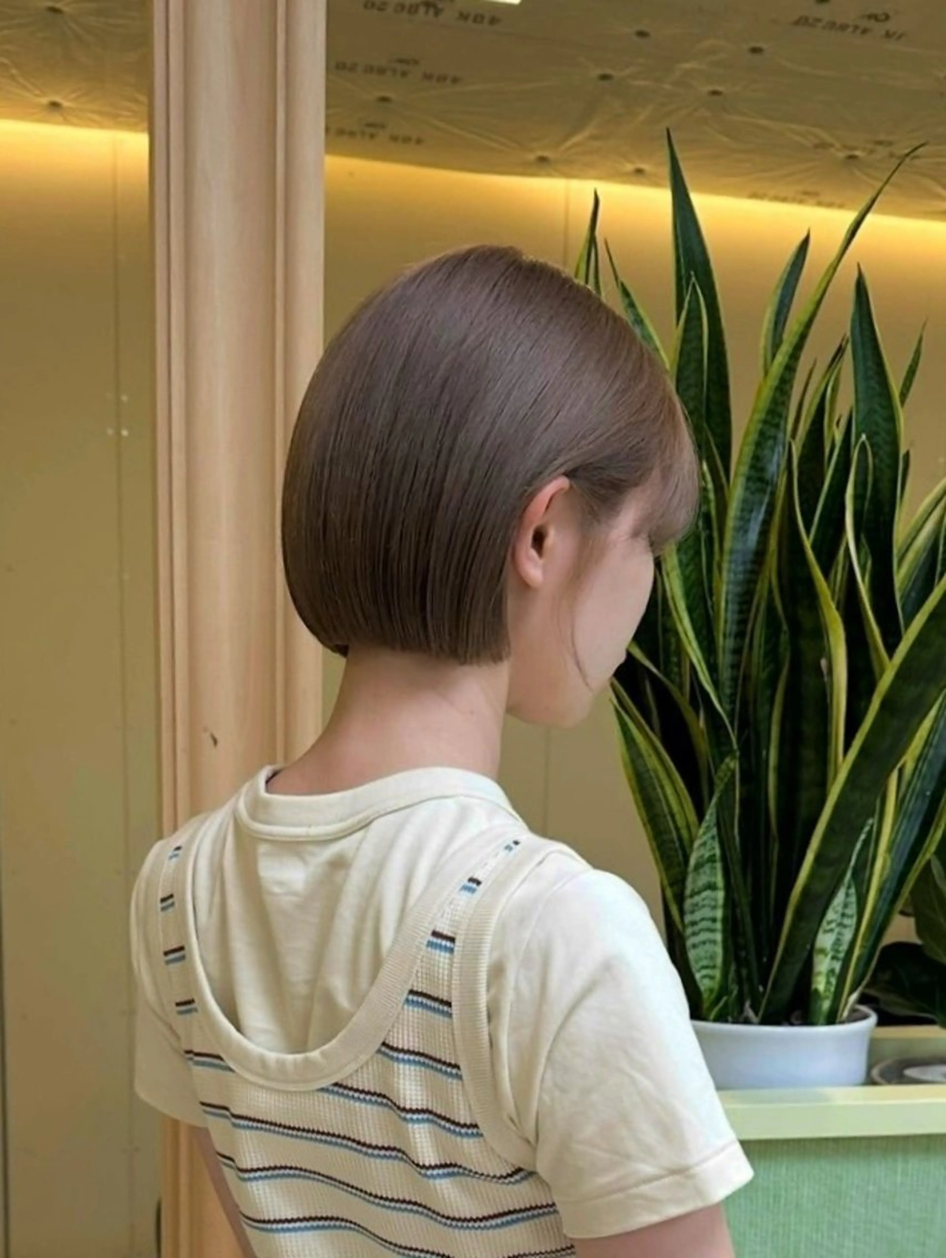 ショート ヘアカラー トリートメント ボブ人気No,1✨ TAME副店長のヘアスタイル