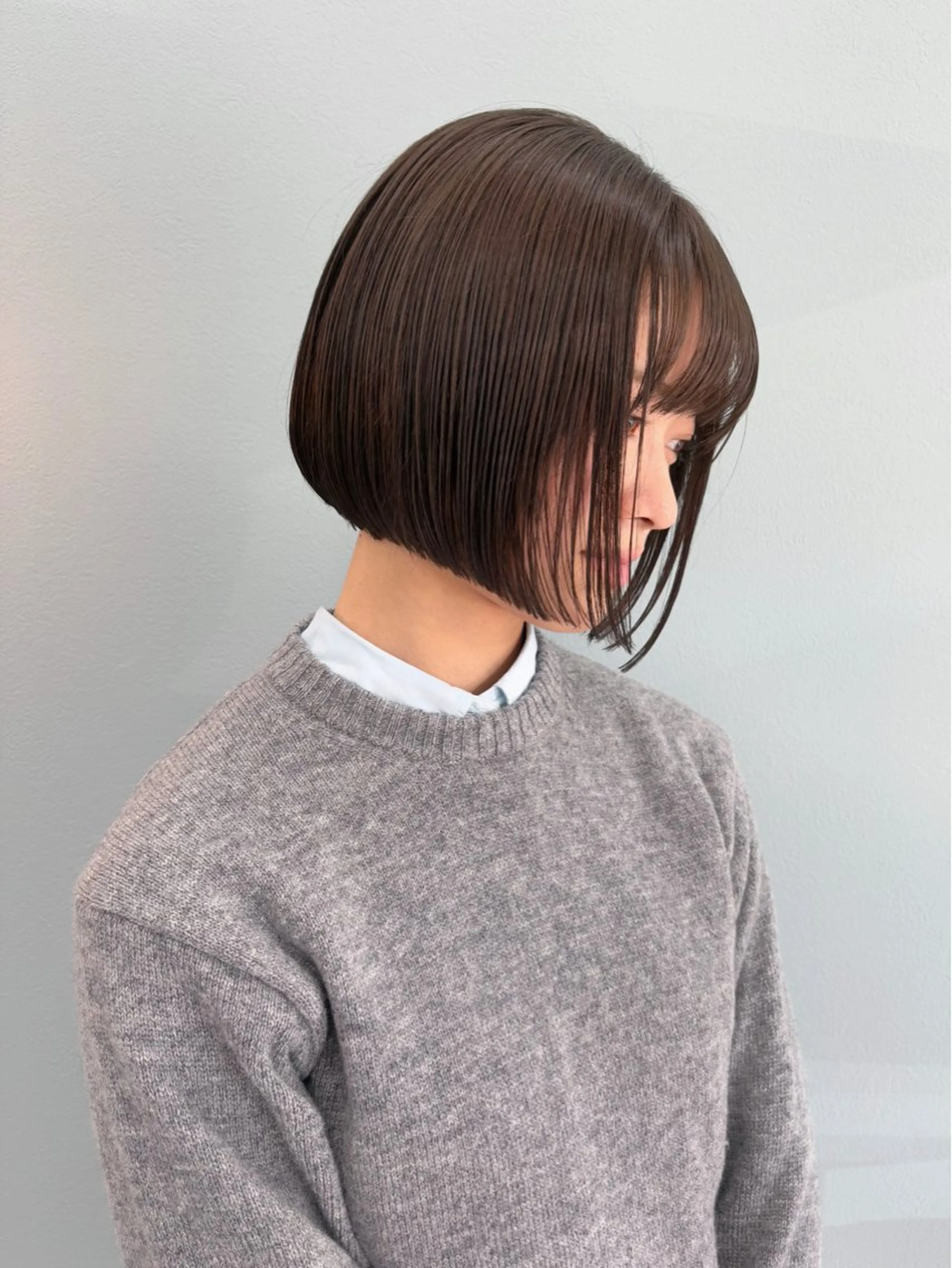 ショート 切りっぱなしボブ アッシュ ボブ カット ヘアカラー トリートメント レイヤー/髪質改善 🫧小町 紗耶華のヘアスタイル